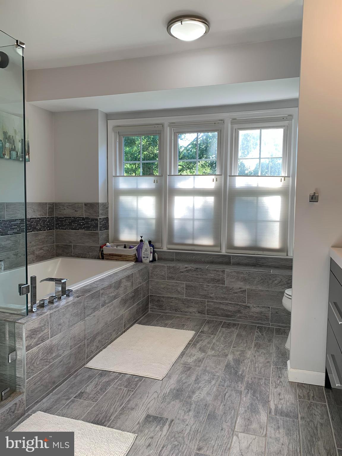 HASTINGS HUNT - Residential Lease