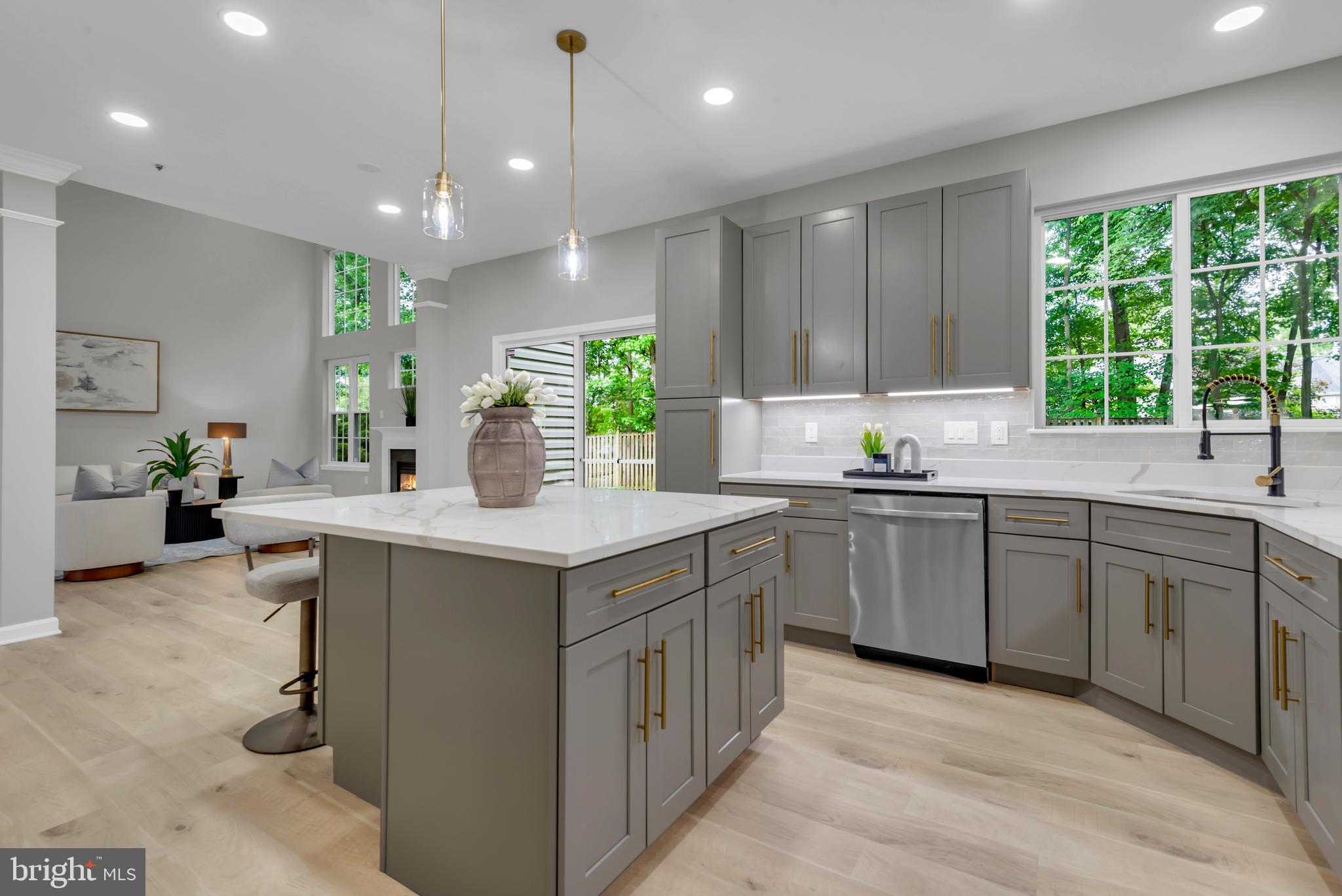 3201 ANZIO COURT