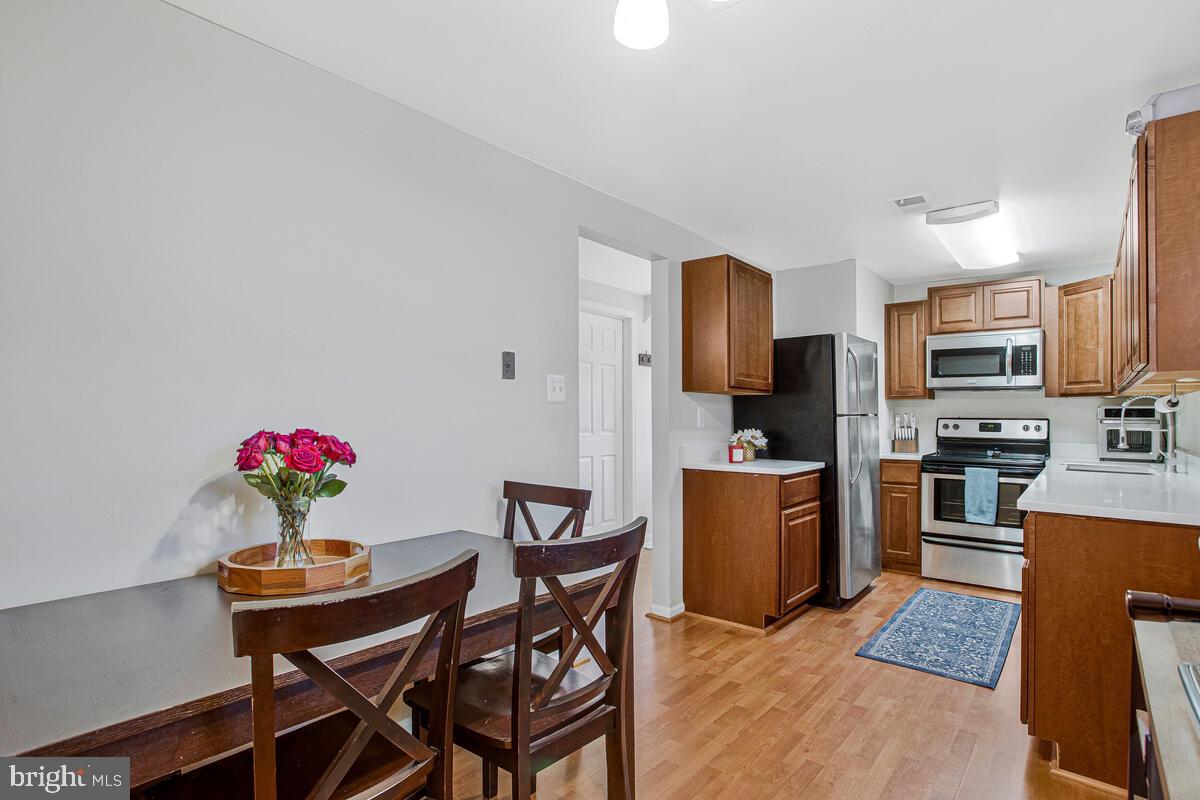 CROFTON MEWS CONDO - Residential