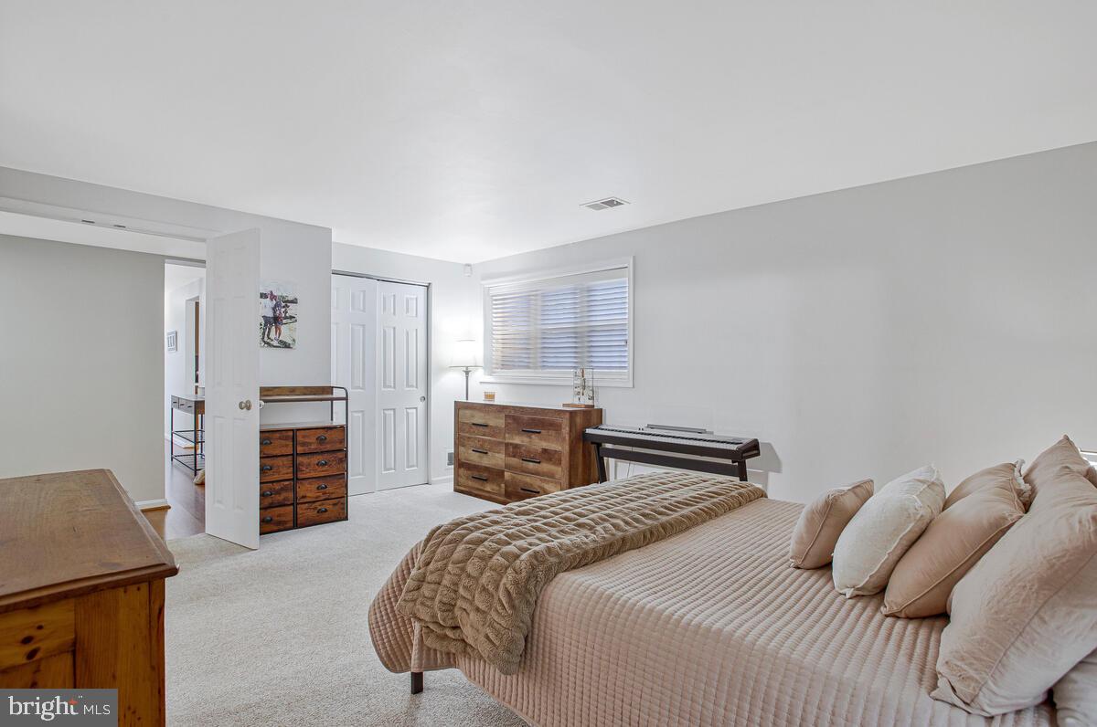 CROFTON MEWS CONDO - Residential