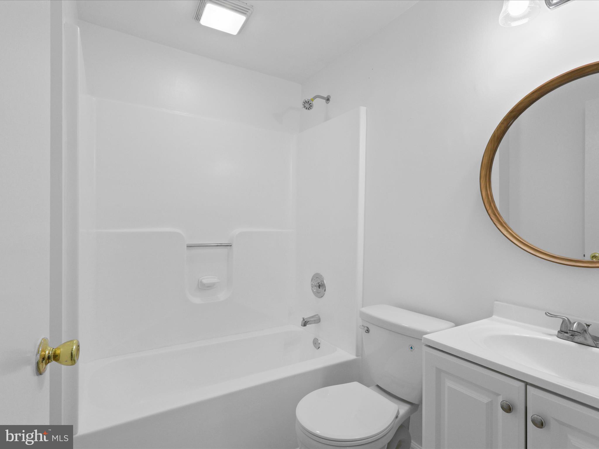 PENDERWOOD - Residential Lease