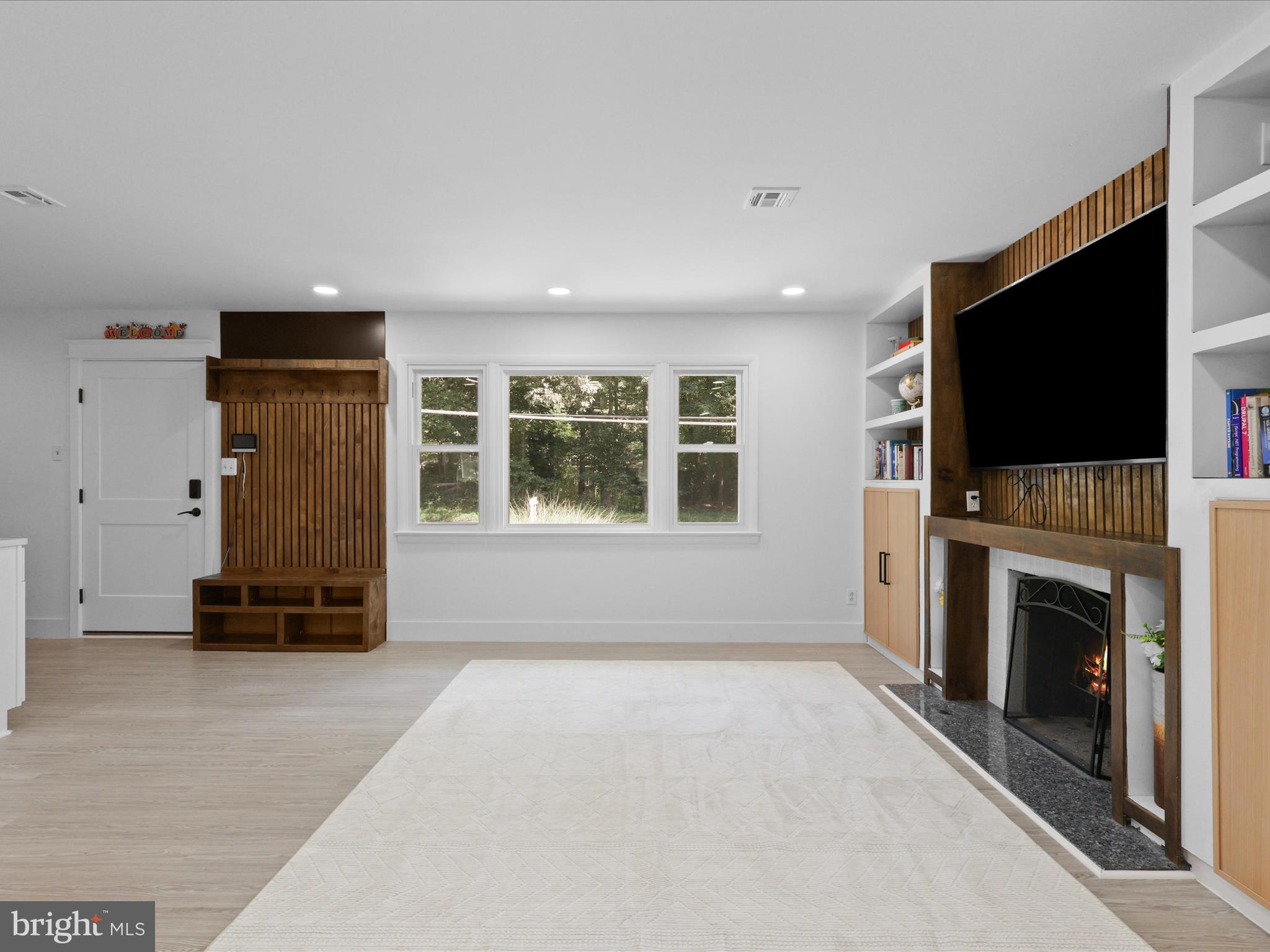 PENDERWOOD - Residential Lease