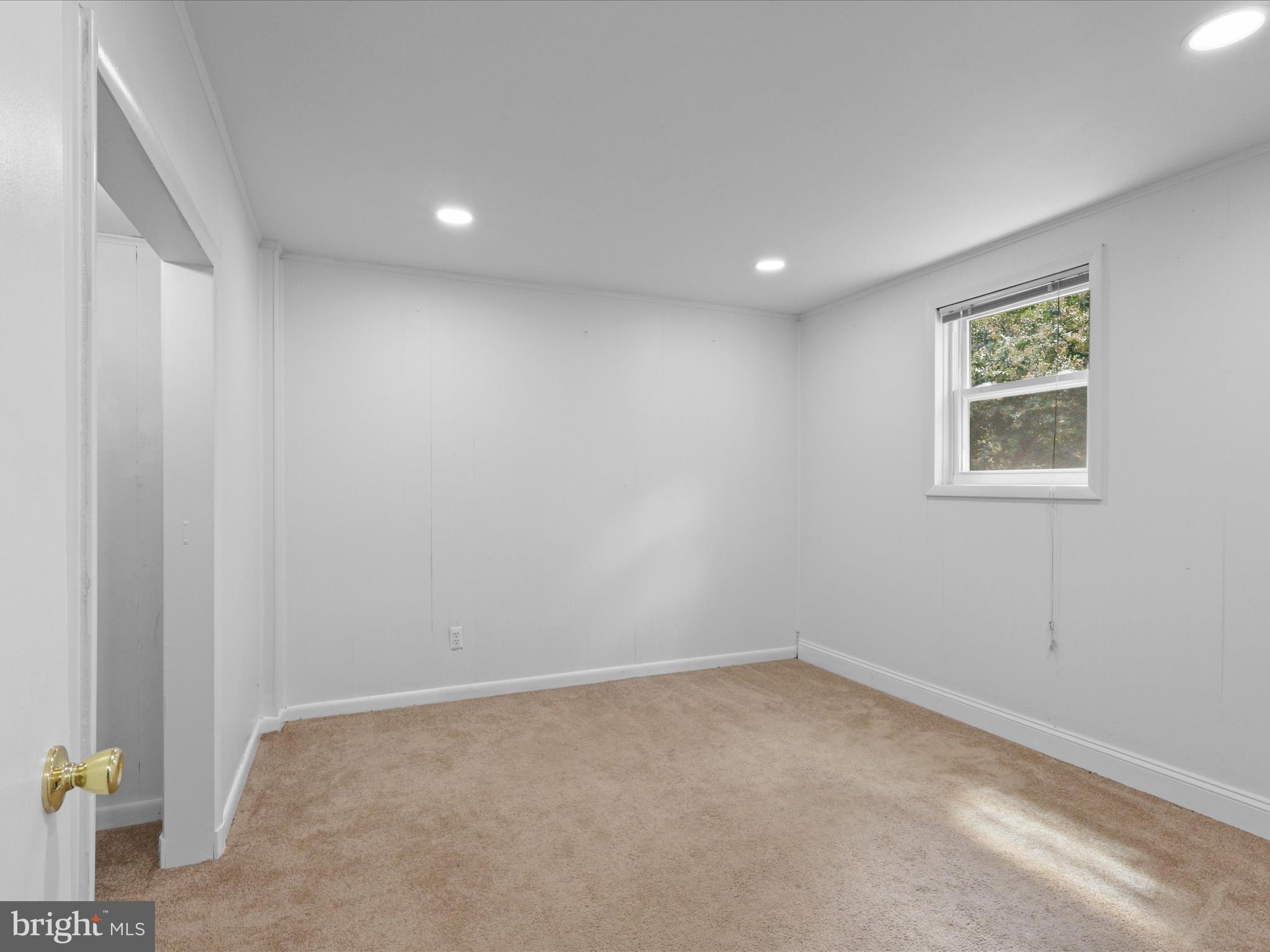 PENDERWOOD - Residential Lease