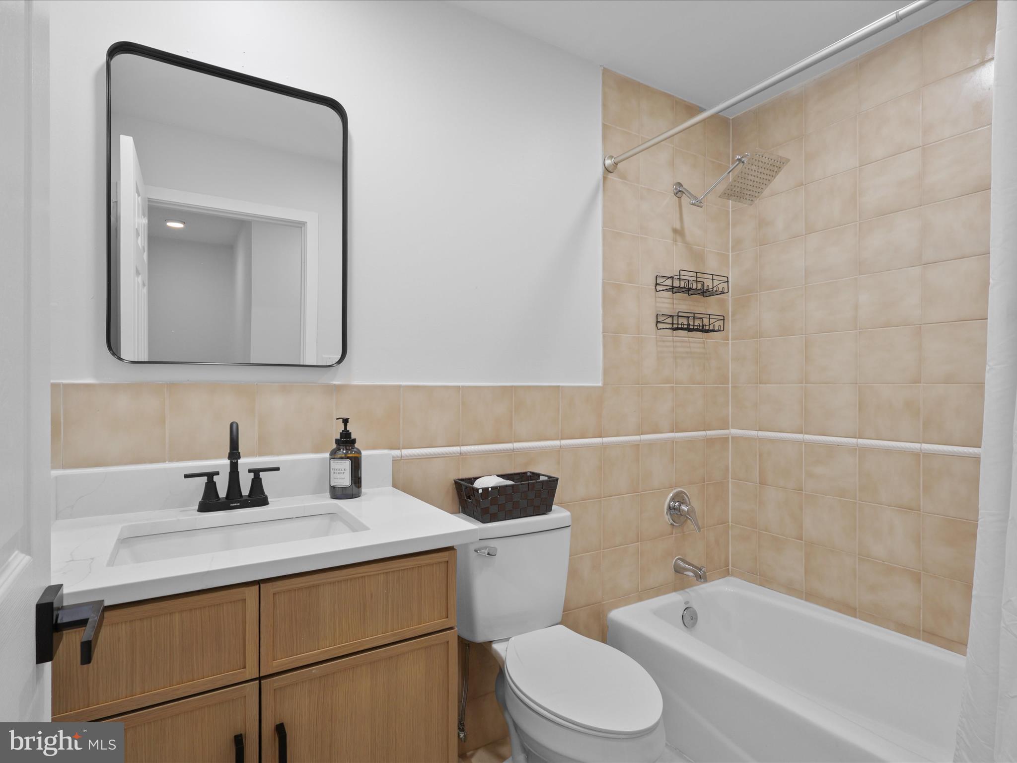 PENDERWOOD - Residential Lease