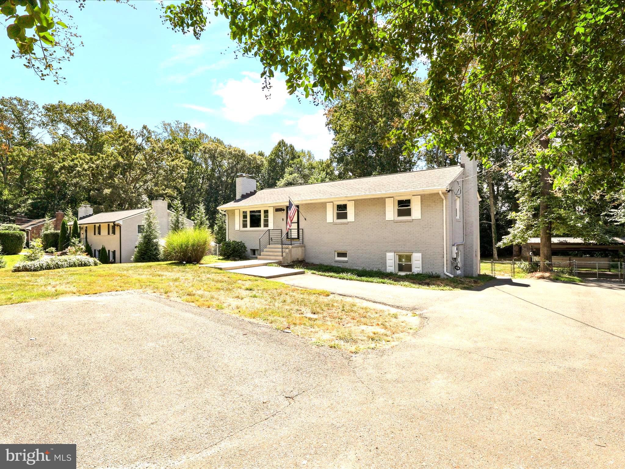 11929 WAPLES MILL ROAD