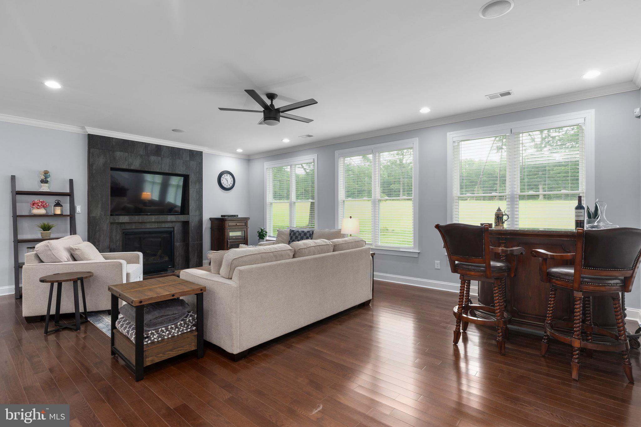 LAKE OF THE WOODS - Residential