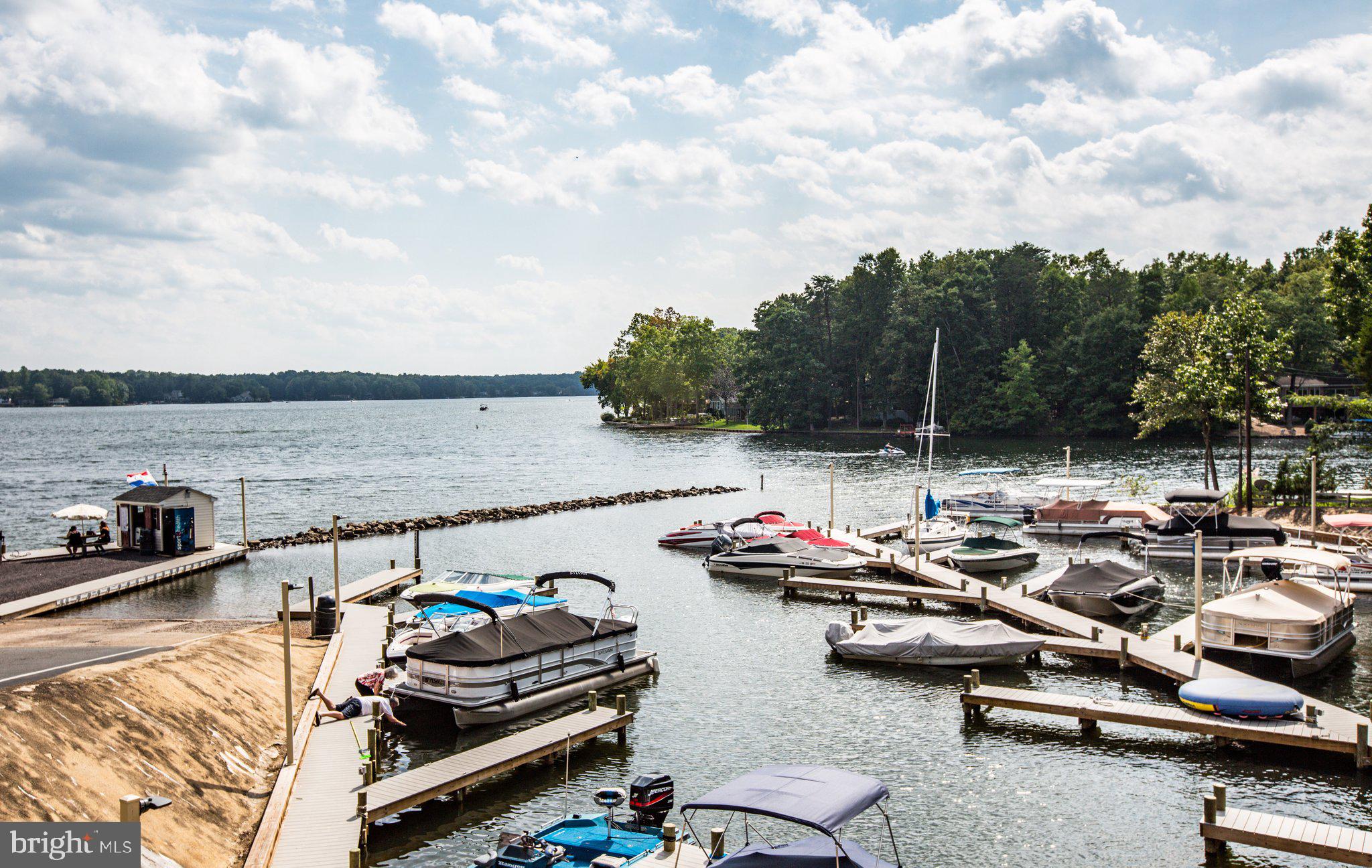 LAKE OF THE WOODS - Residential