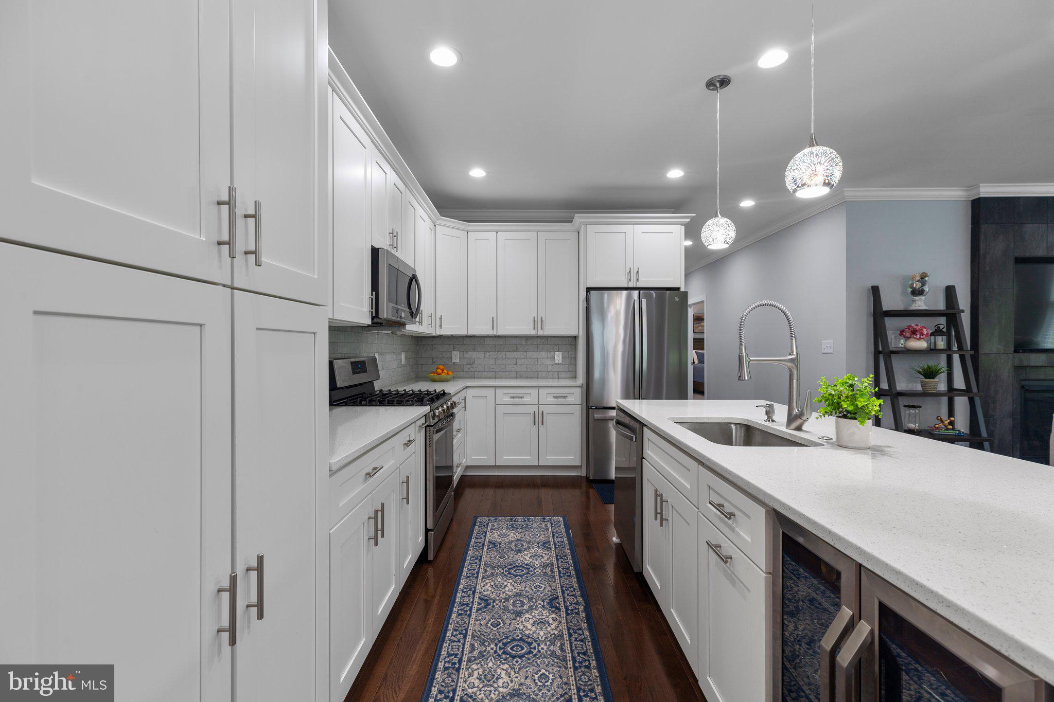 LAKE OF THE WOODS - Residential