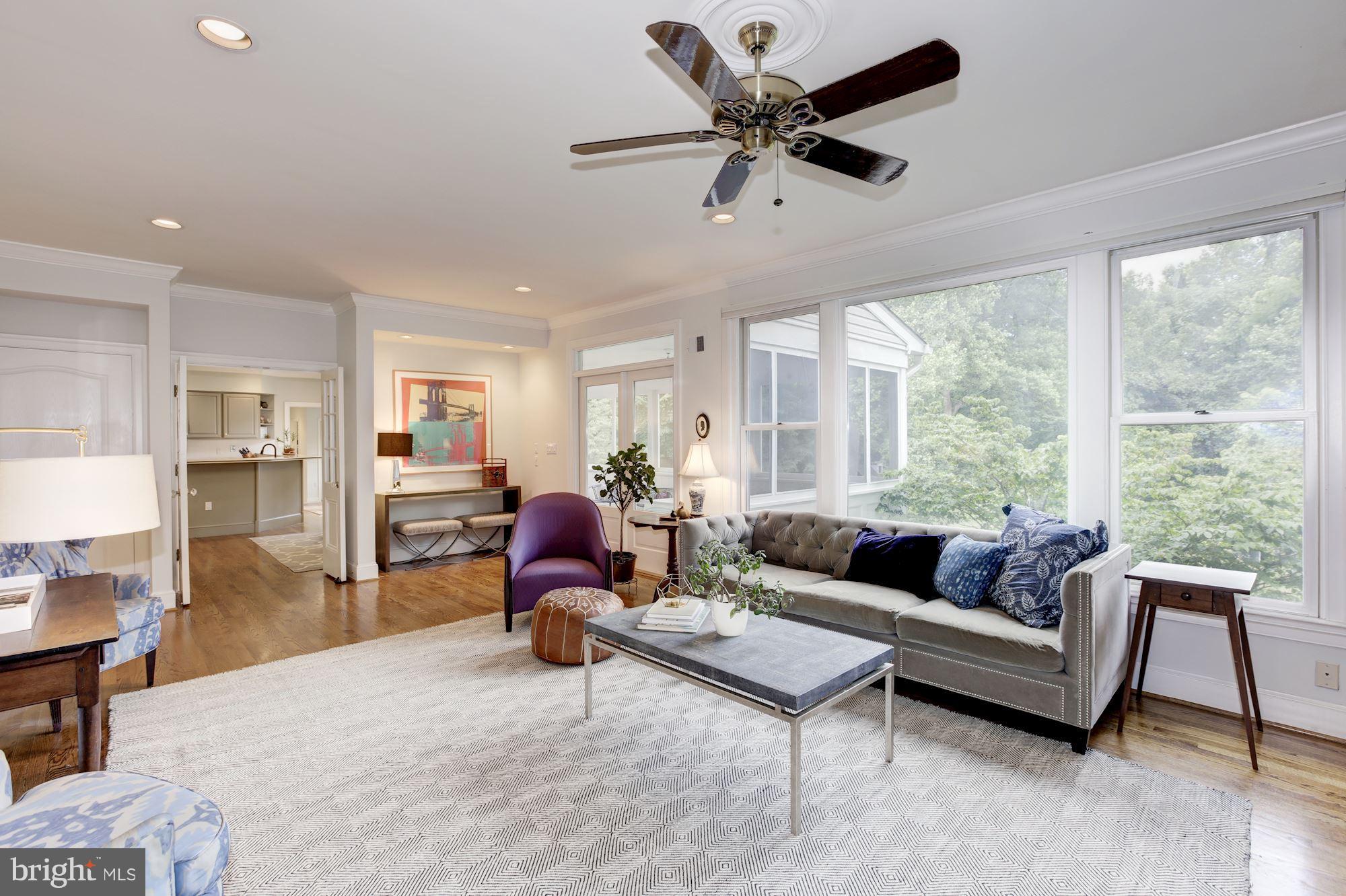 BELLEVUE FOREST - Residential