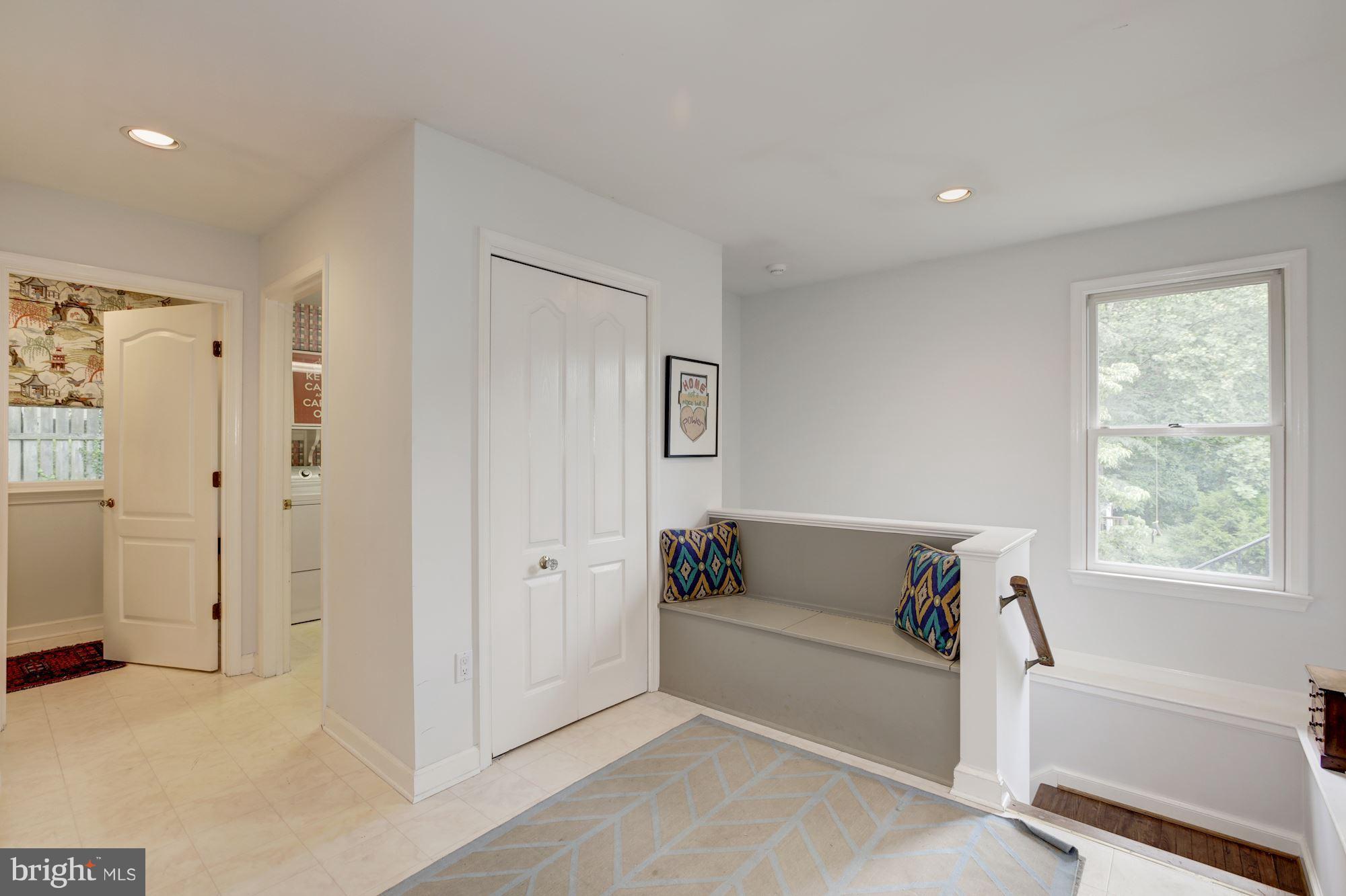 BELLEVUE FOREST - Residential