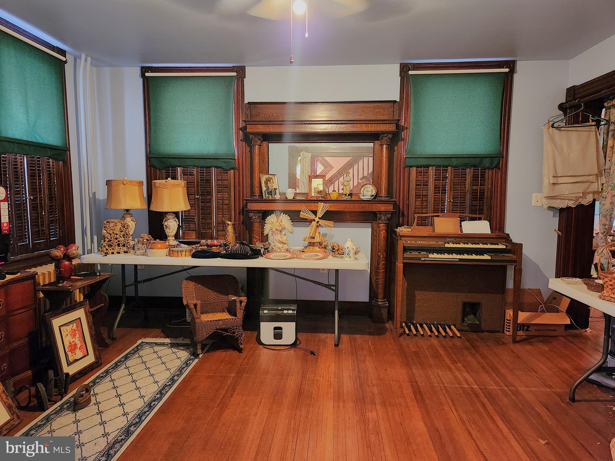 7103 HOLABIRD AVENUE