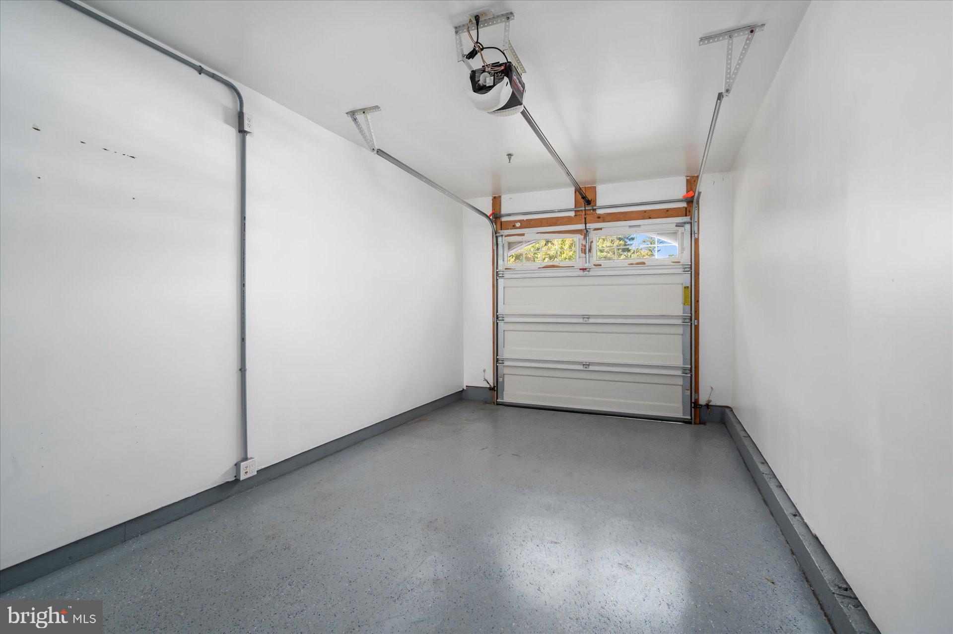 GLEN RIDDLE - Residential