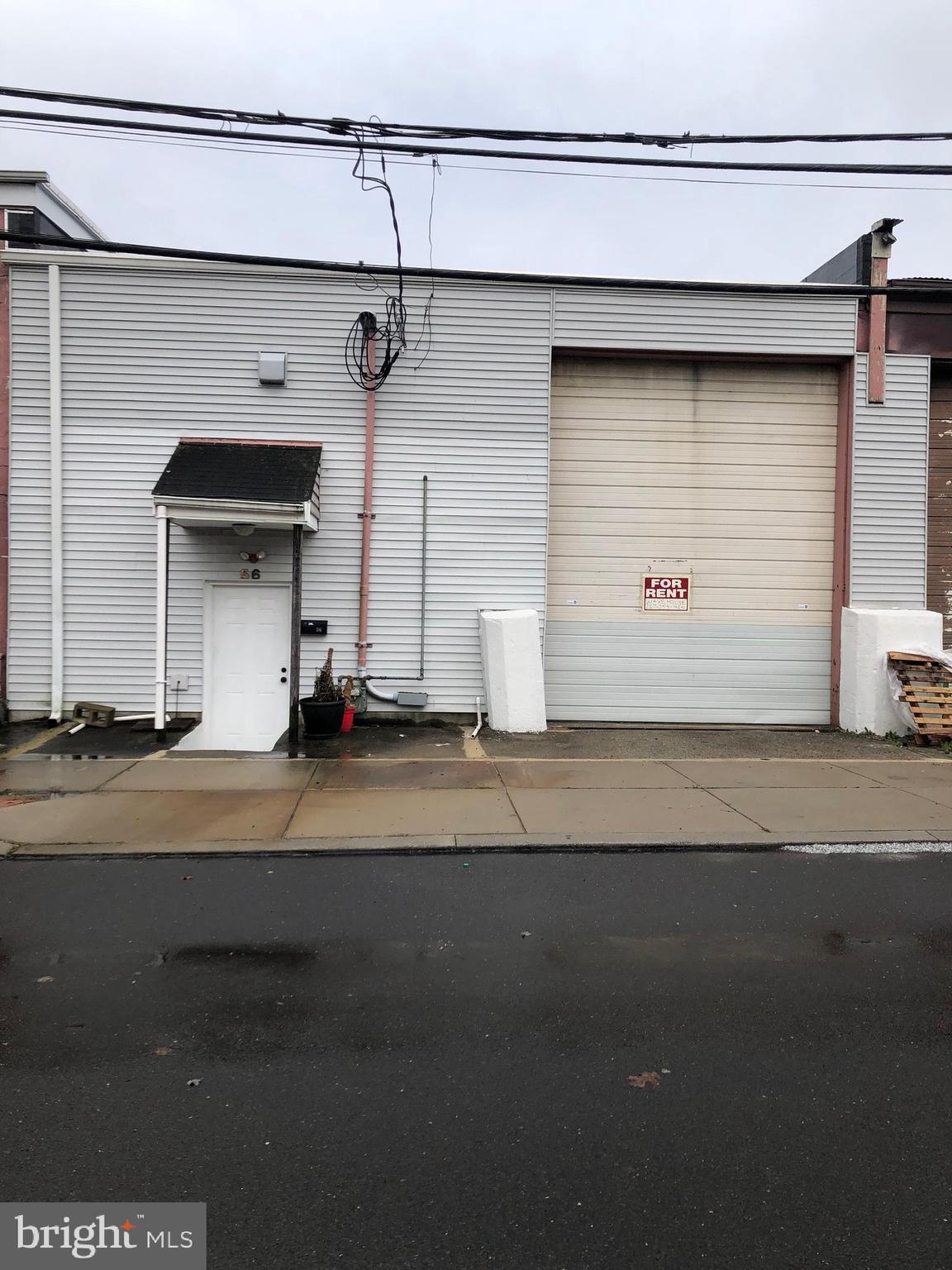 12,000 sf warehouse and 1,000 sf of office space. Drive in, 14' overhead door, Heat/AC in office, Walk-in fridge 1,500 SF and freezer 1,500 SF , 3 Phase electric, 2 truck access doors, Heat/AC in office, up to 20 ft ceilings, Gas heat in front, Owner will negotiate for fit out, if needed. Very close to all major highways, I-95, Pa. turnpike, Street Road, and only 1 block off Business Route 1. Negotiable lease terms. Available immediately