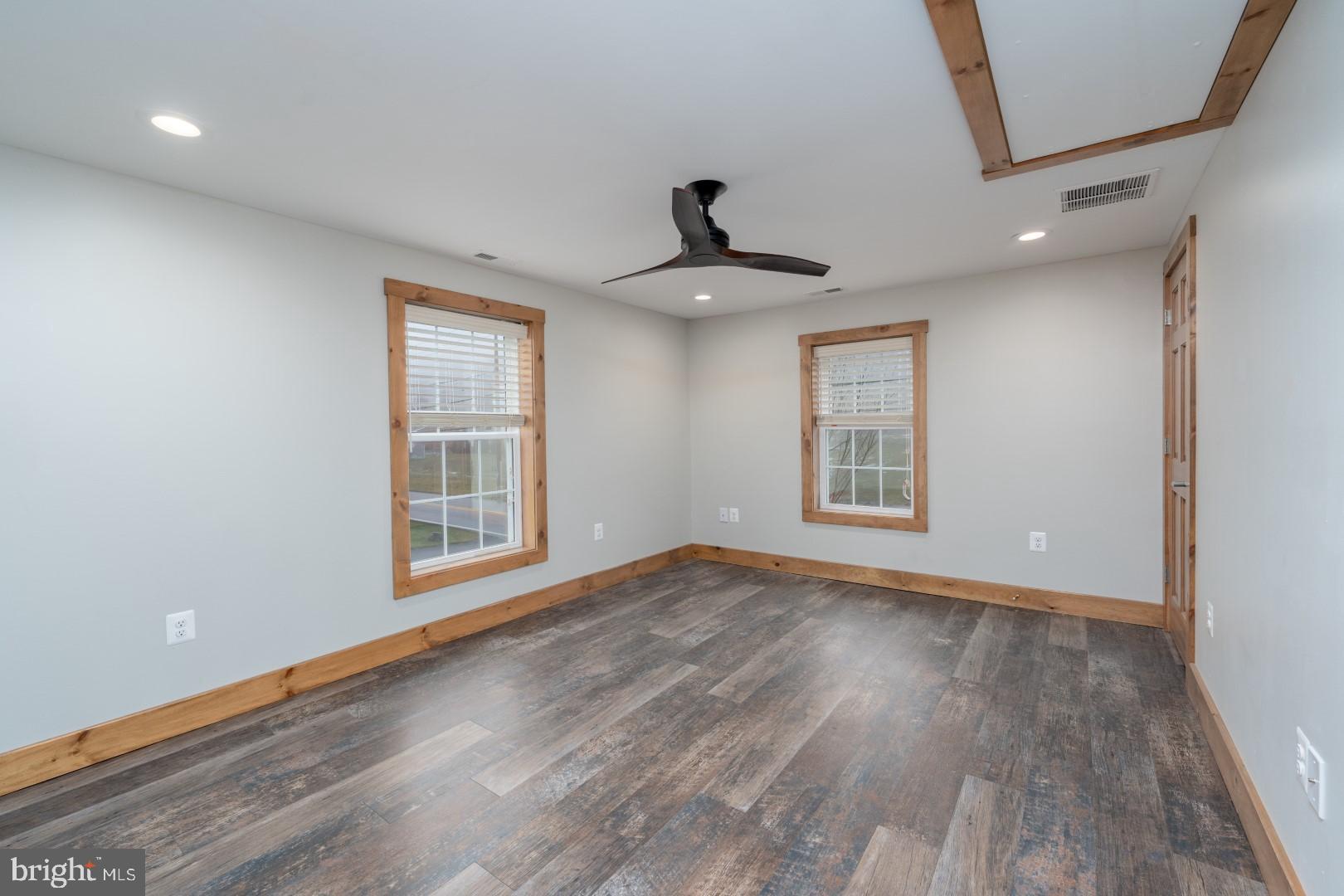 GLEN ARM - Residential Lease