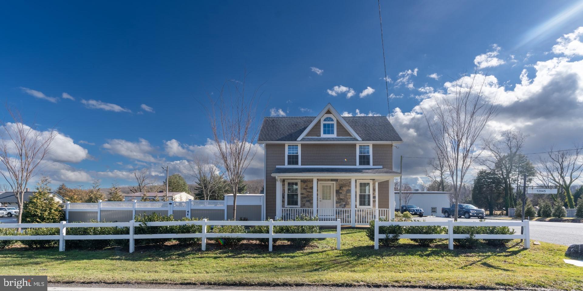 GLEN ARM - Residential Lease