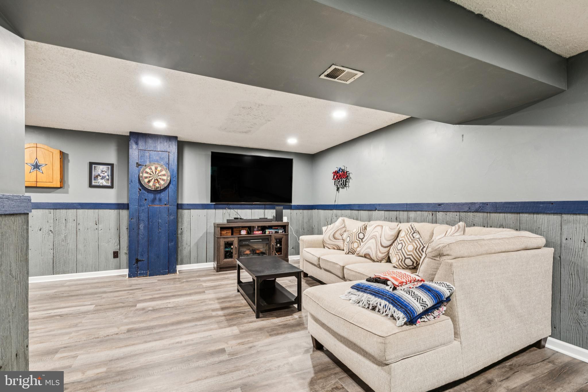 HILLMEADE STATION PLAT F - Residential