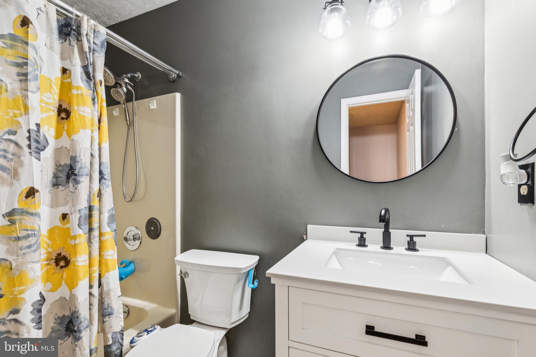 HILLMEADE STATION PLAT F - Residential