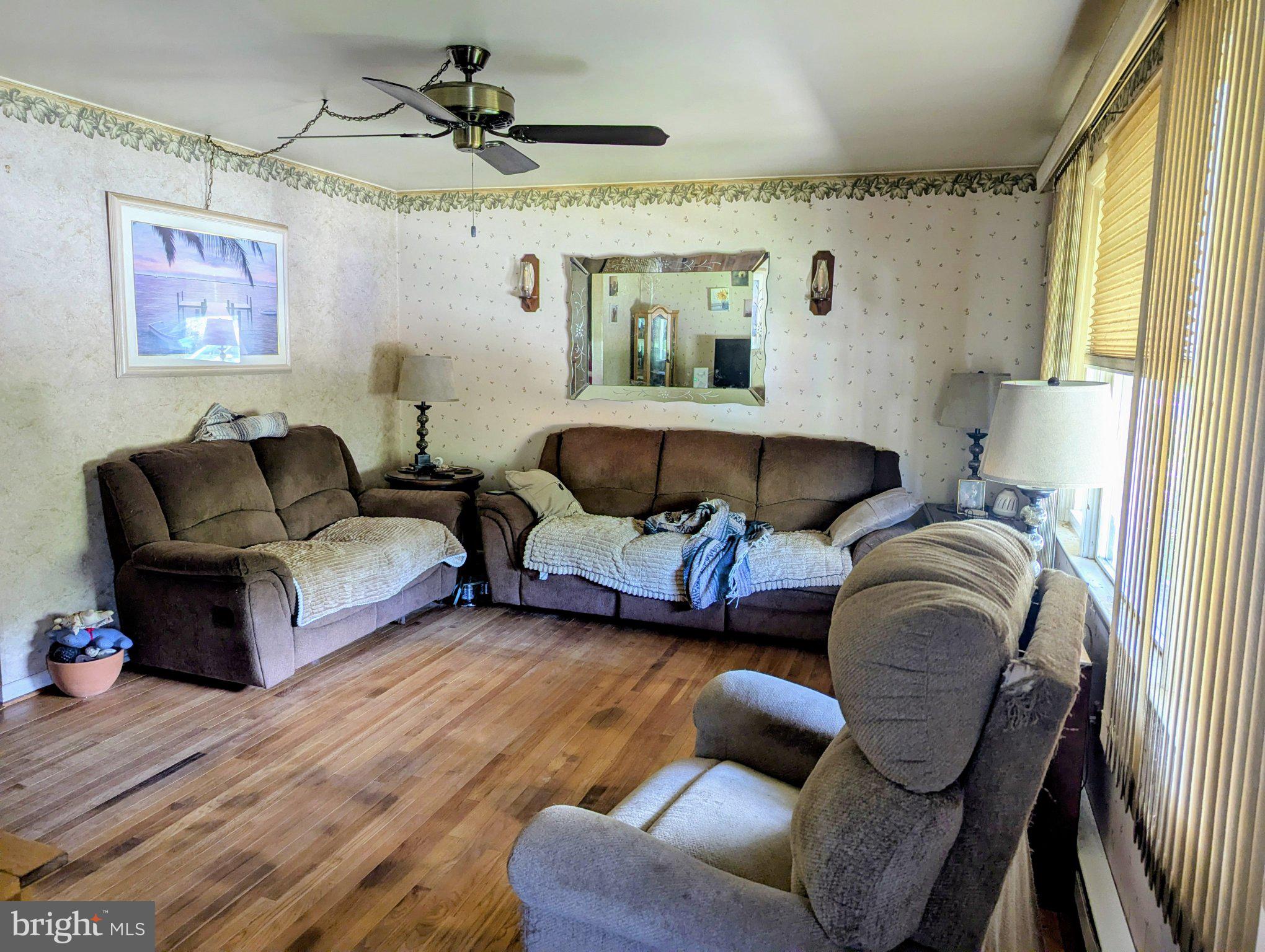 3315 GRAY STREET