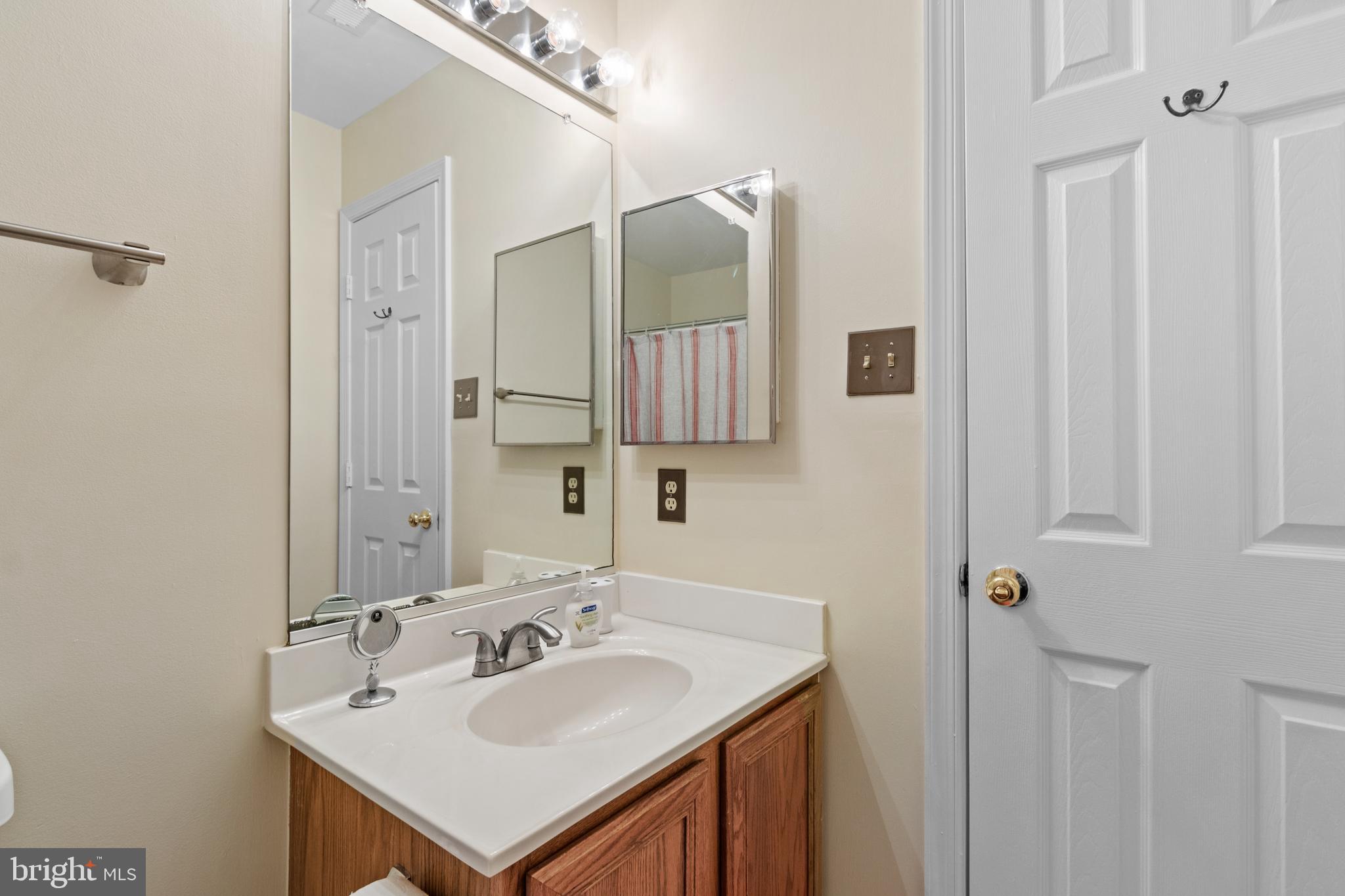 GLENN DALE ESTATES - Residential