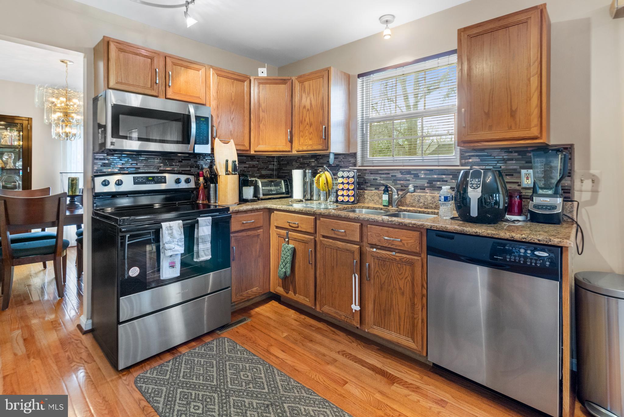 GLENN DALE ESTATES - Residential