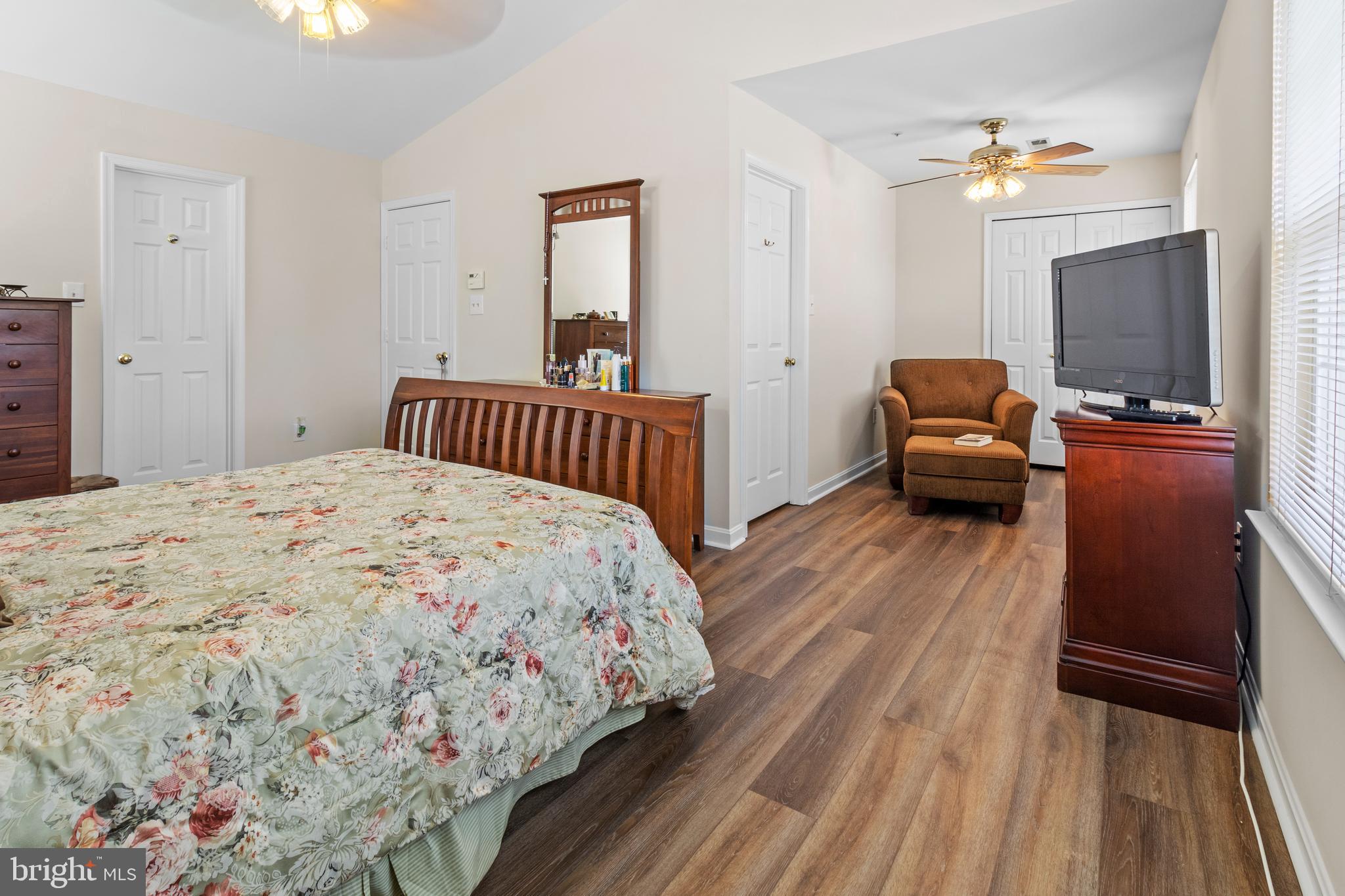 GLENN DALE ESTATES - Residential