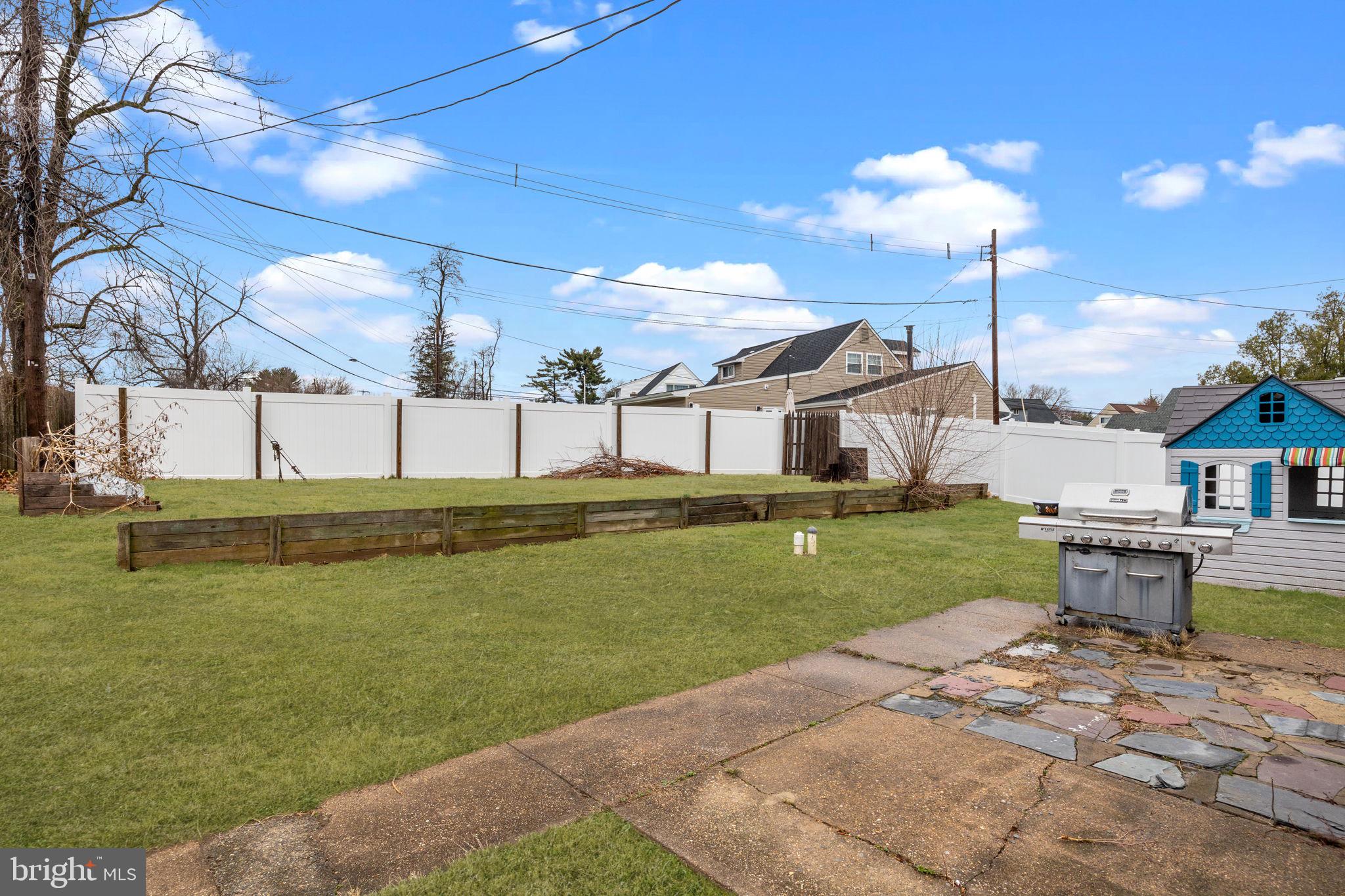 VIOLET WOOD - Residential