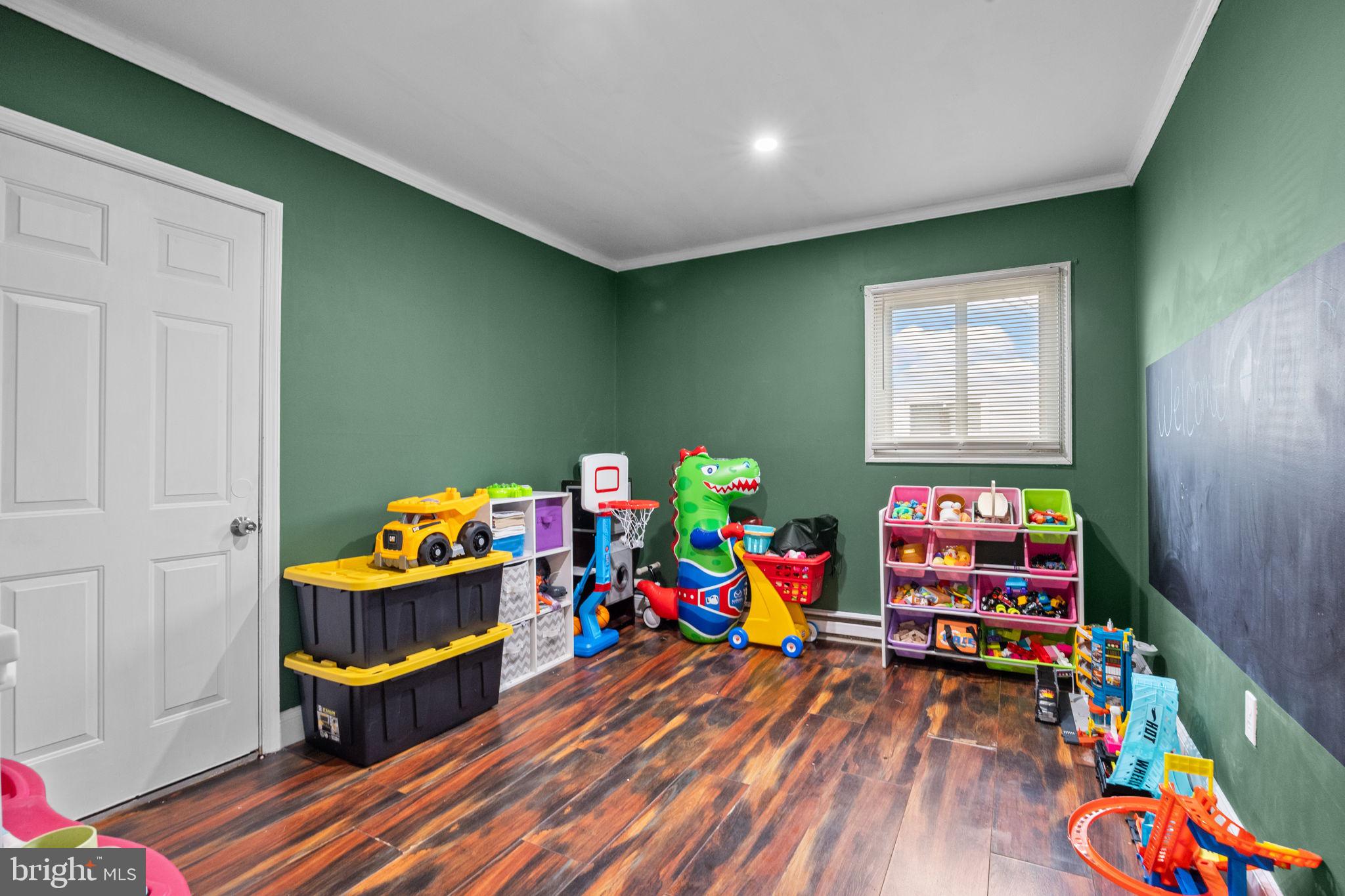 VIOLET WOOD - Residential