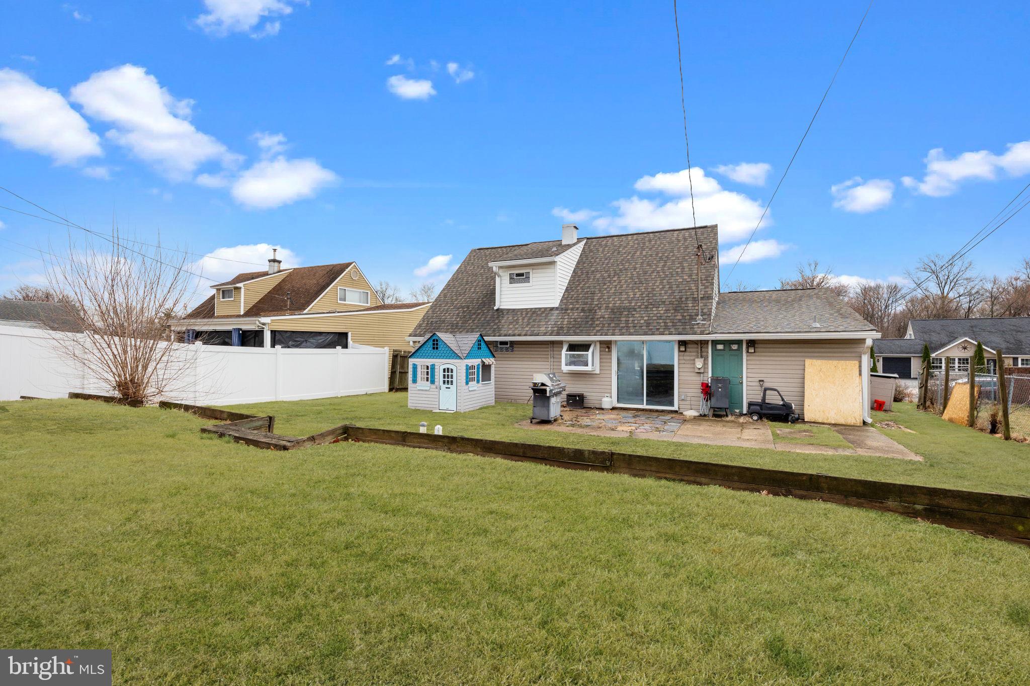 VIOLET WOOD - Residential