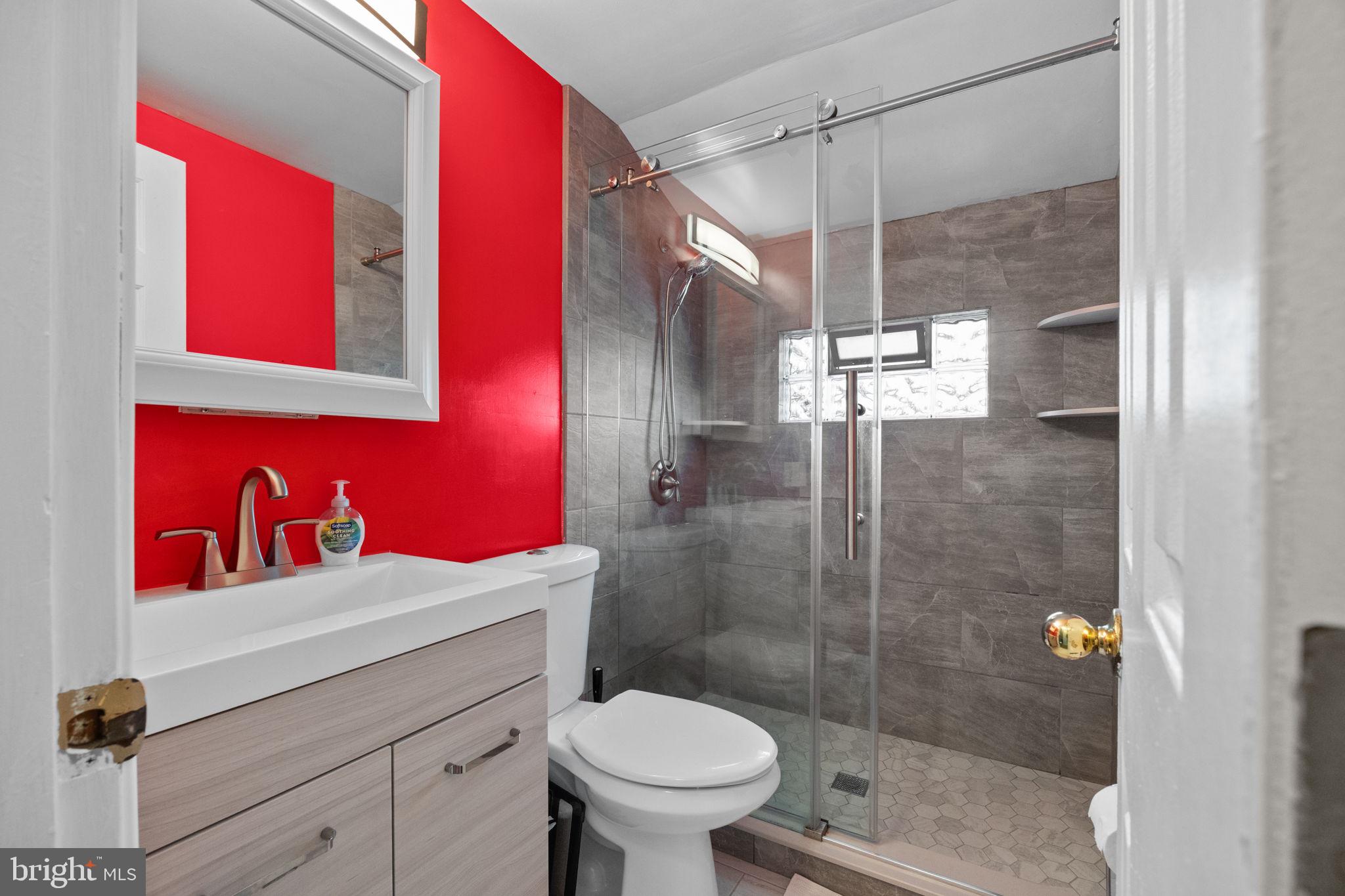 VIOLET WOOD - Residential