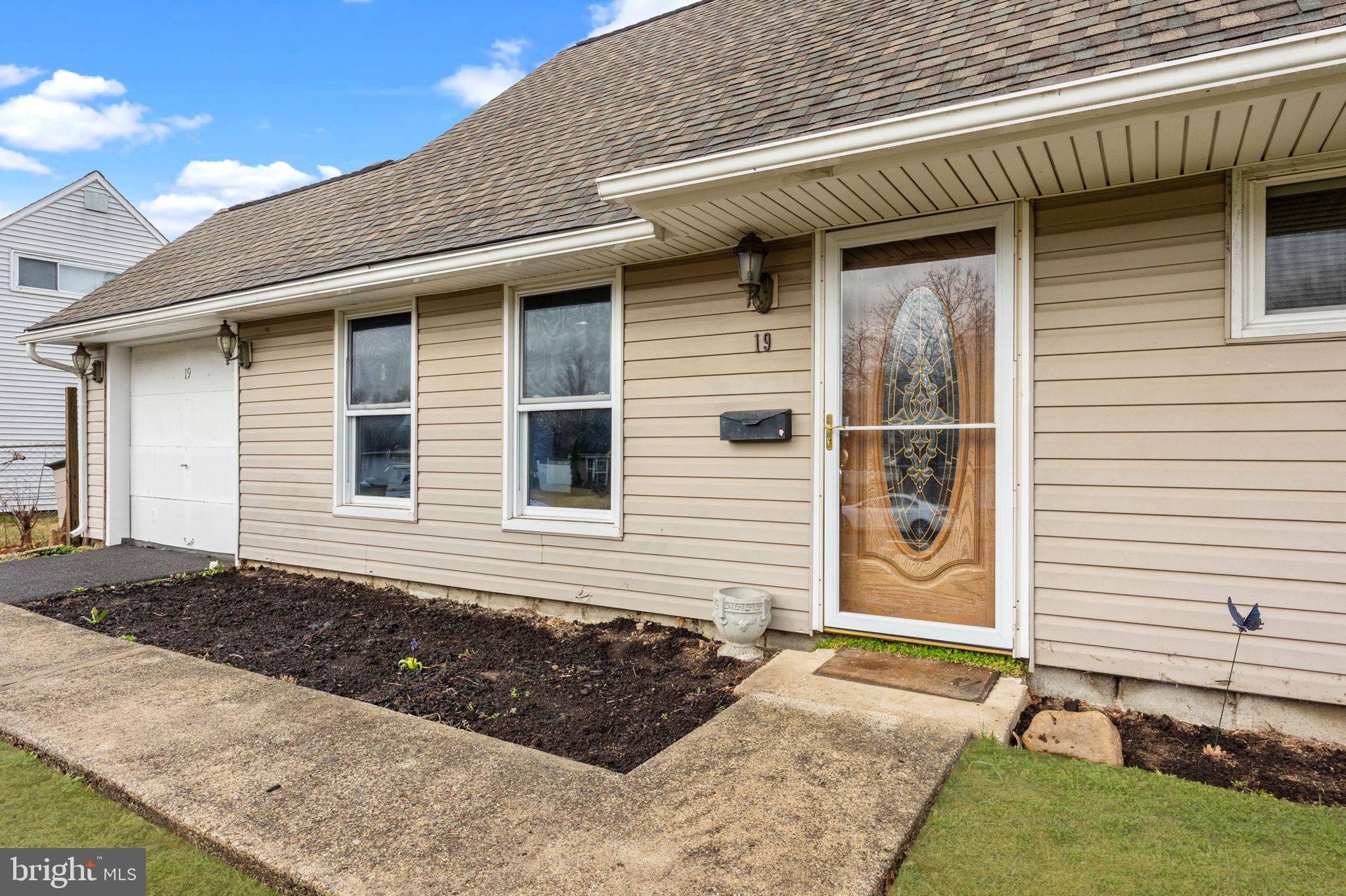 VIOLET WOOD - Residential