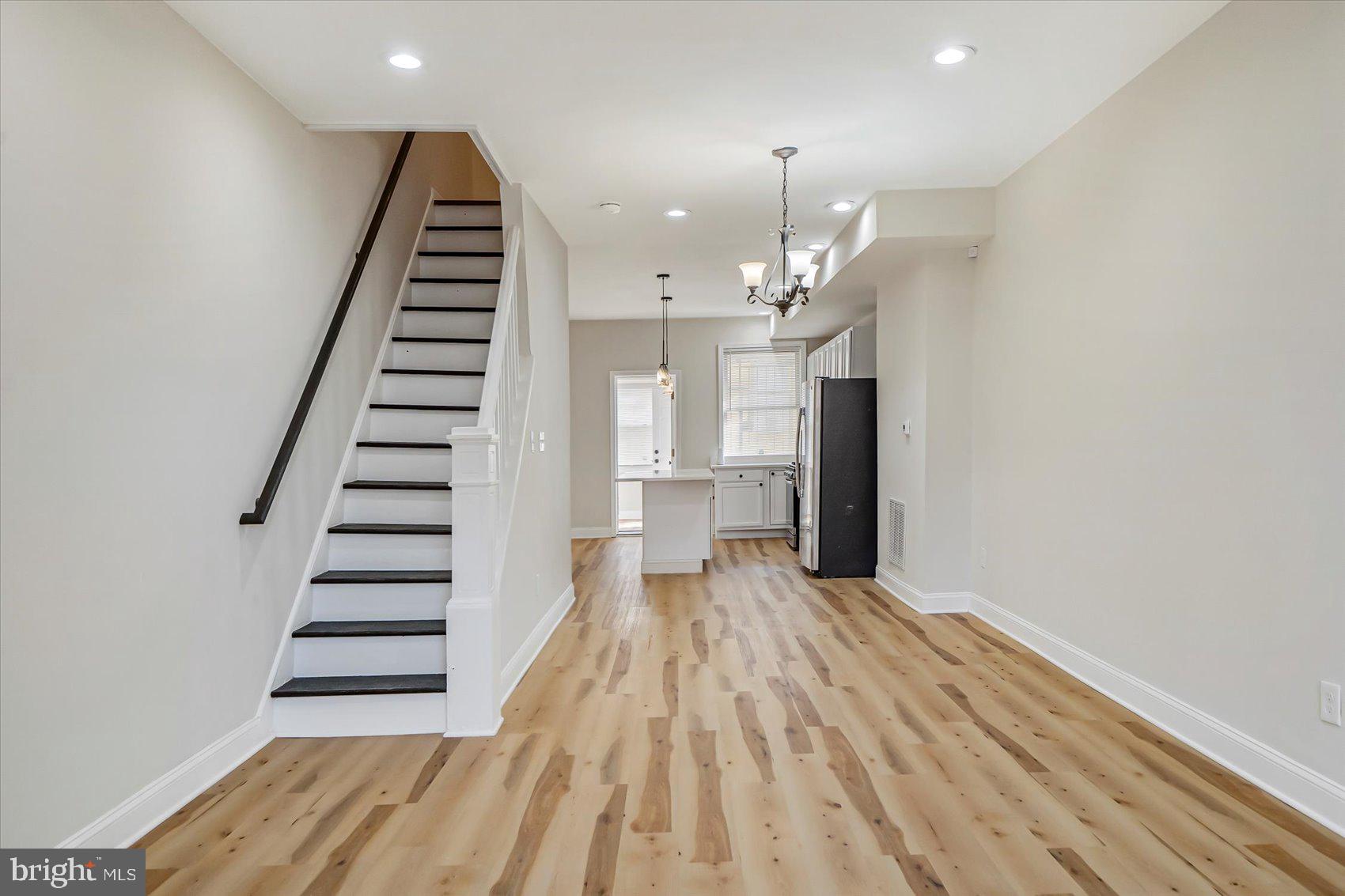 MCELDERRY PARK - Residential Lease