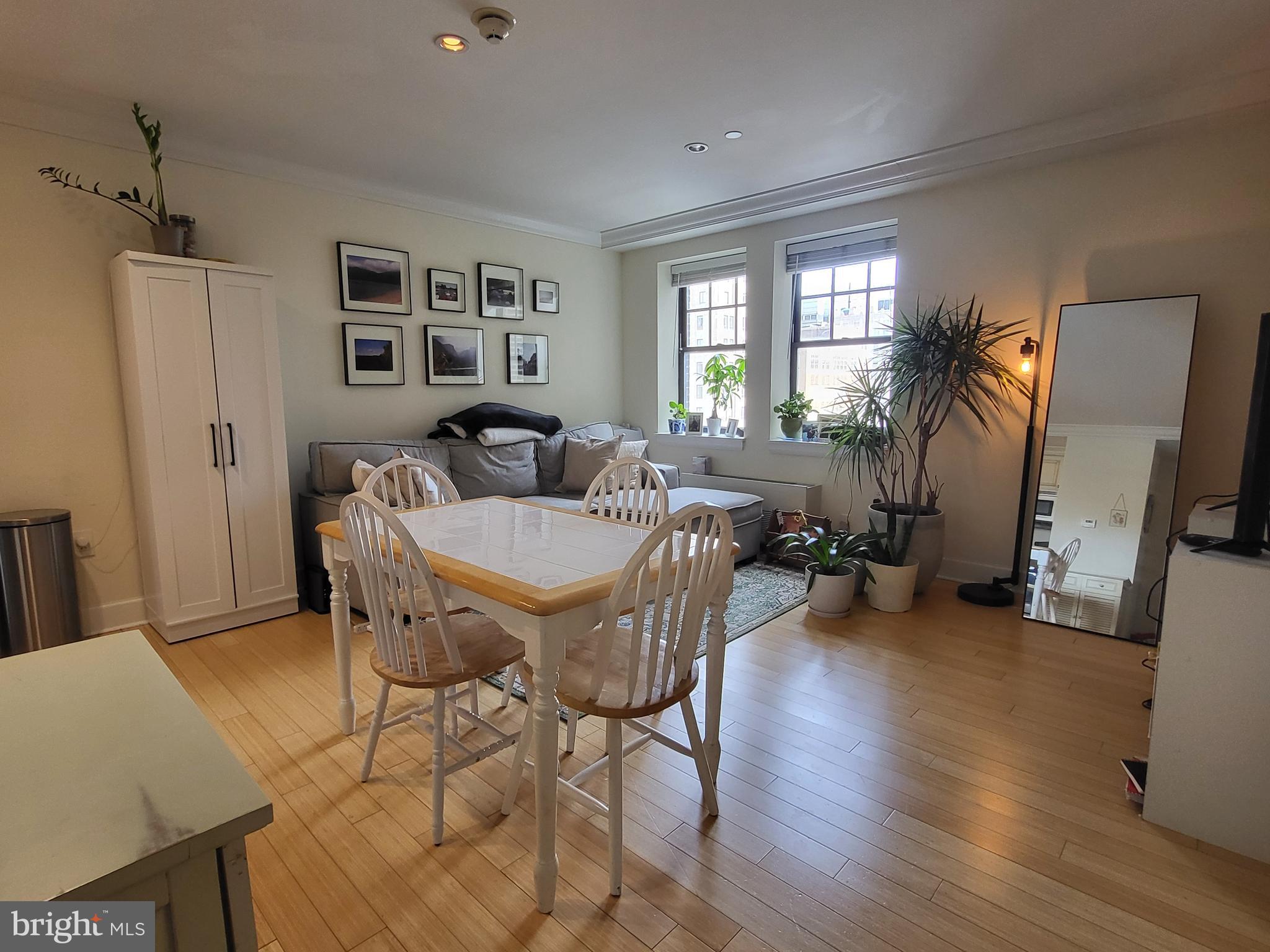 RITTENHOUSE SQUARE - Residential Lease