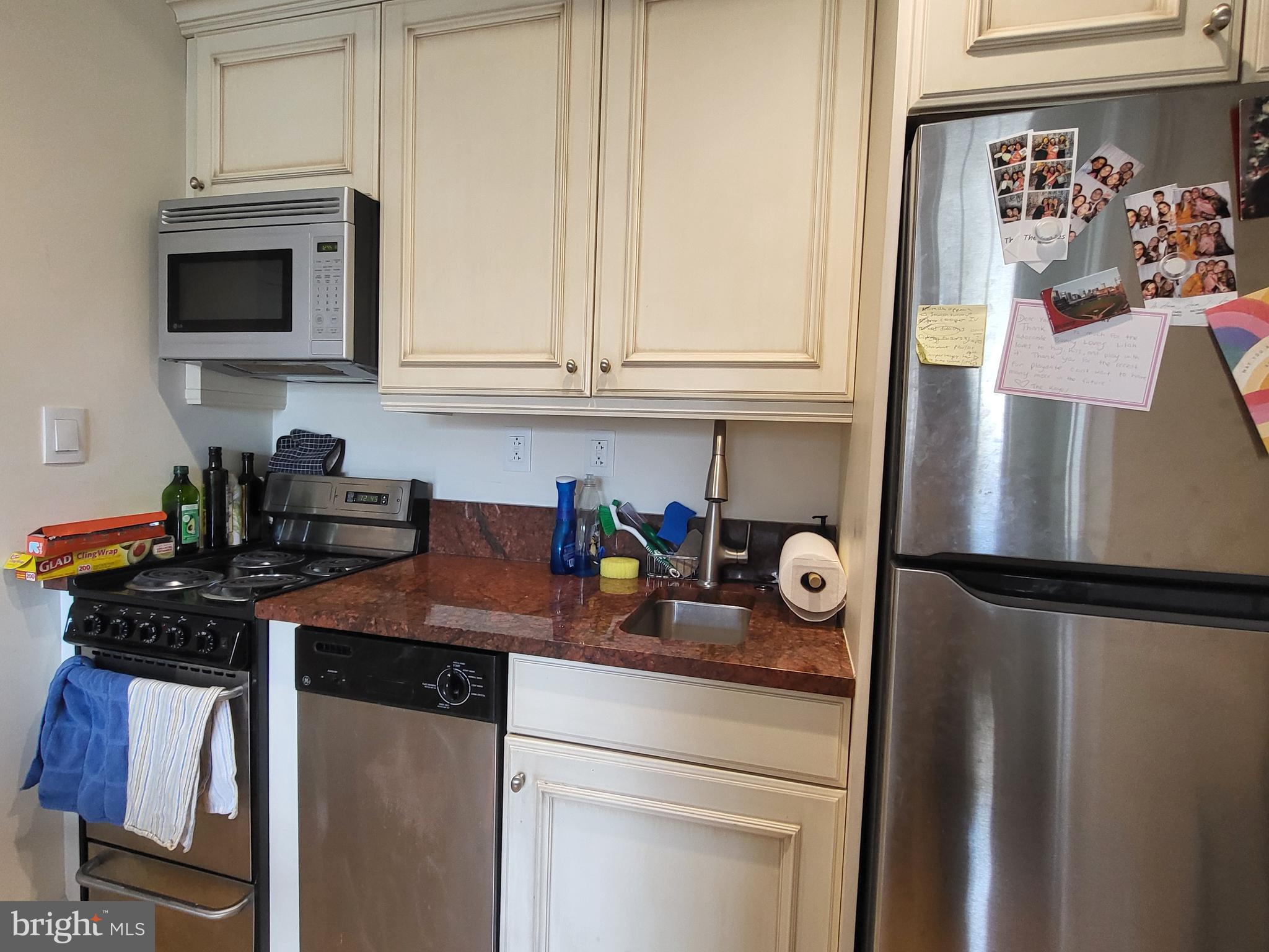 RITTENHOUSE SQUARE - Residential Lease