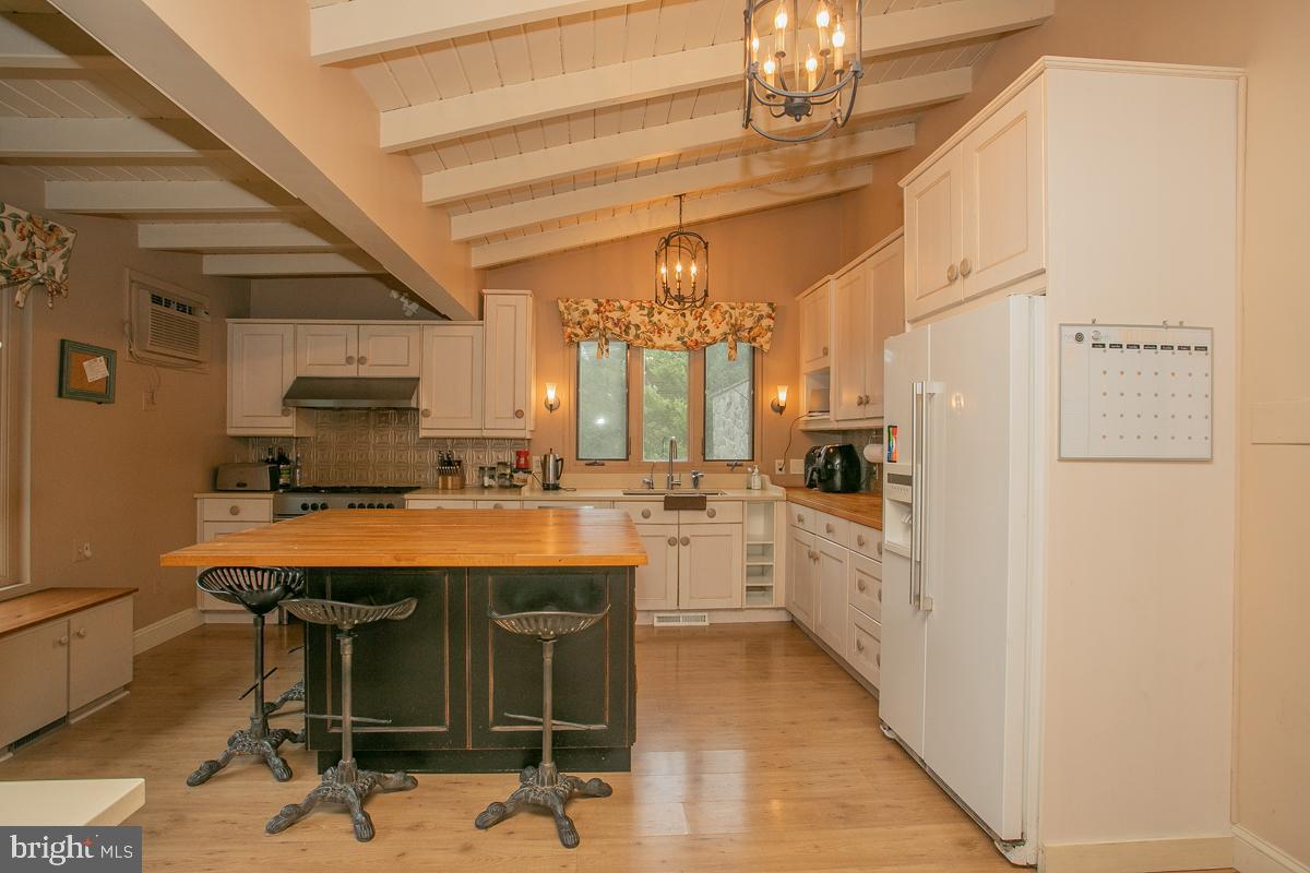 LAFAYETTE HILL - Residential