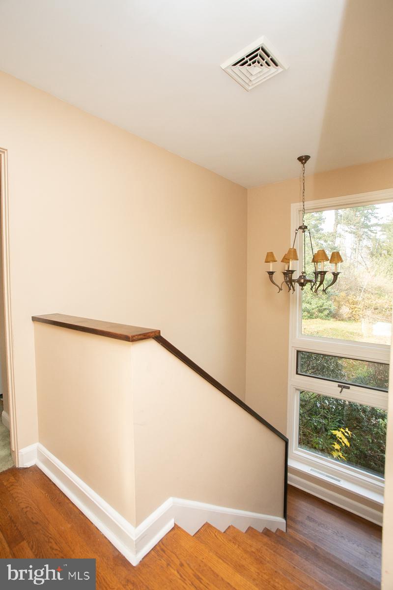 LAFAYETTE HILL - Residential