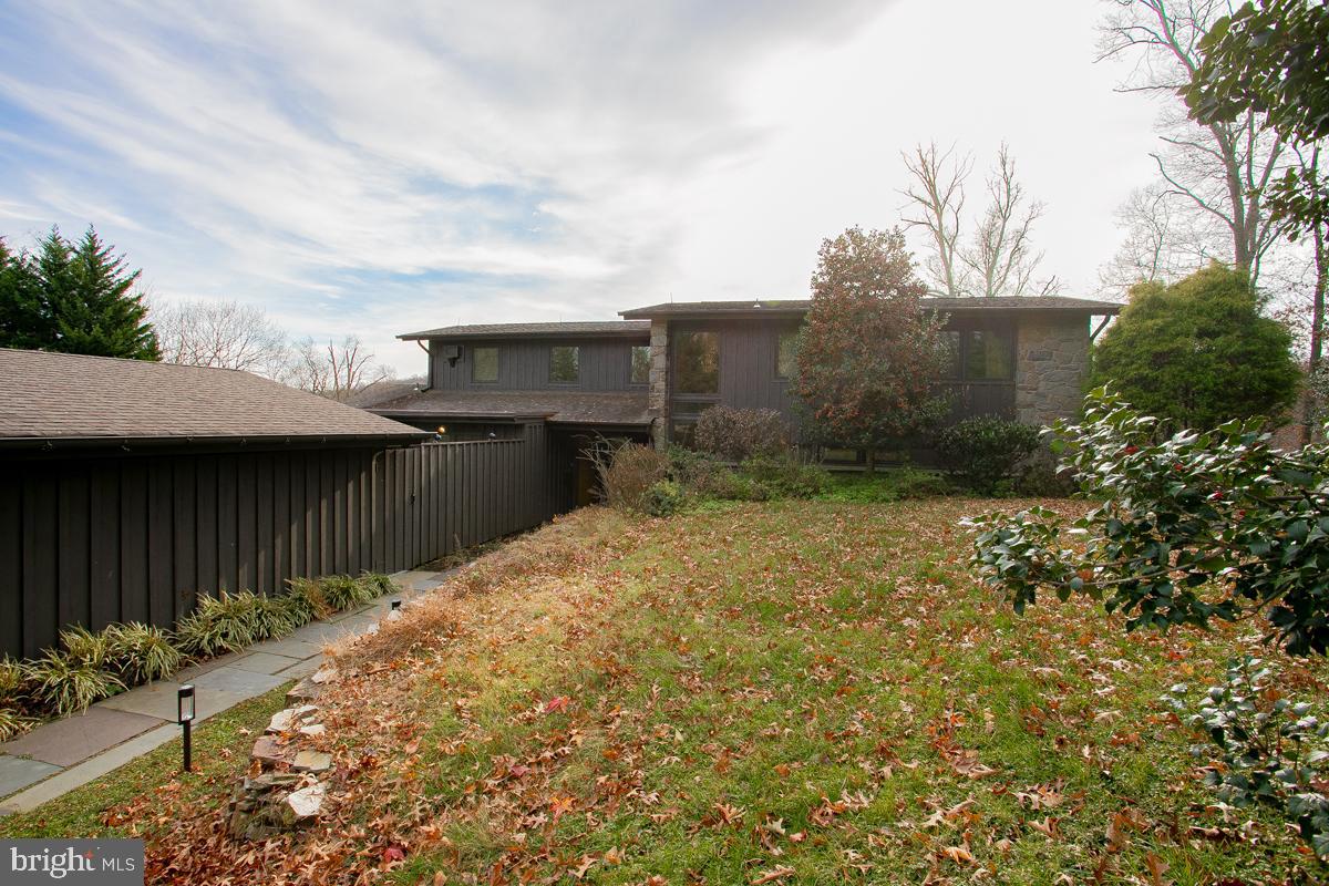 LAFAYETTE HILL - Residential