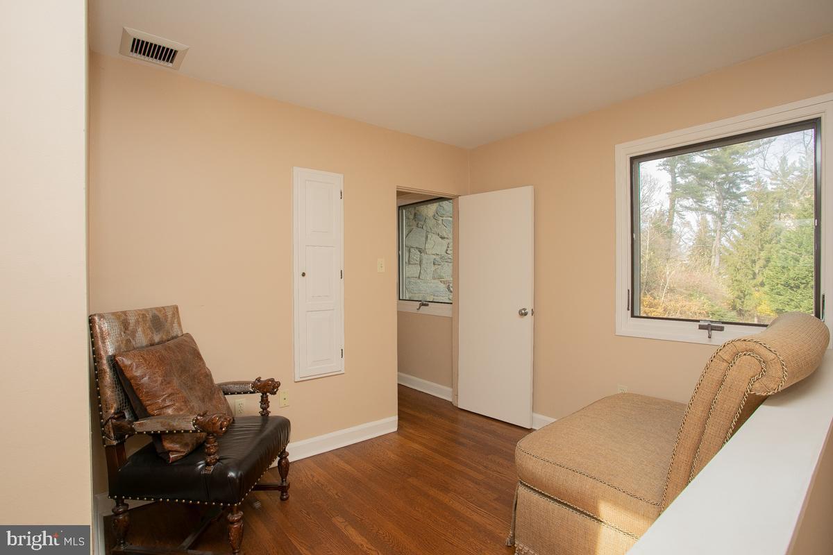 LAFAYETTE HILL - Residential