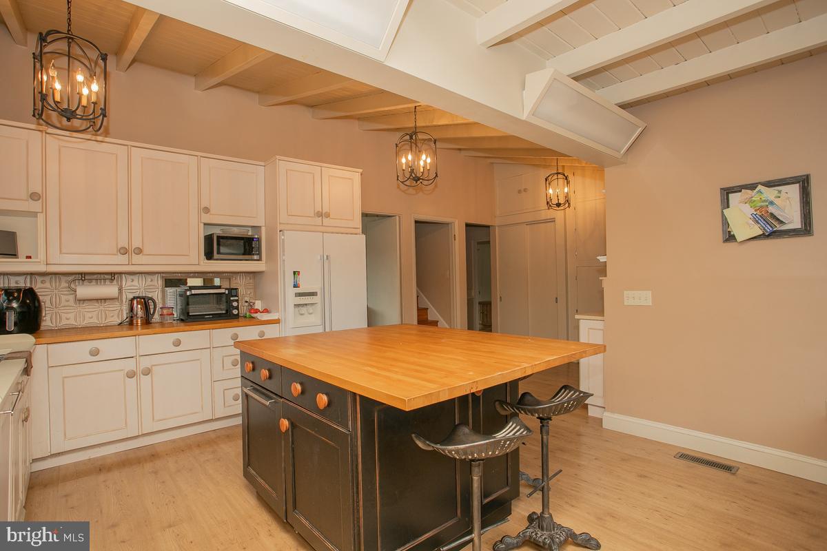 LAFAYETTE HILL - Residential