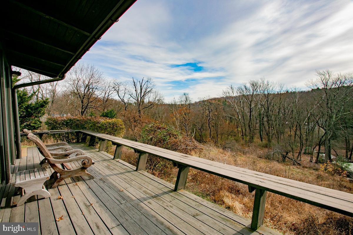 LAFAYETTE HILL - Residential