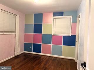 ADELPHI KNOLLS - Residential Lease