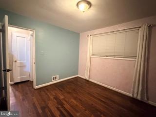 ADELPHI KNOLLS - Residential Lease