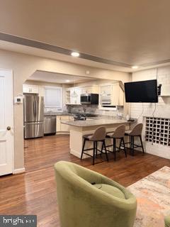 ADELPHI KNOLLS - Residential Lease