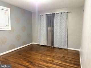 ADELPHI KNOLLS - Residential Lease