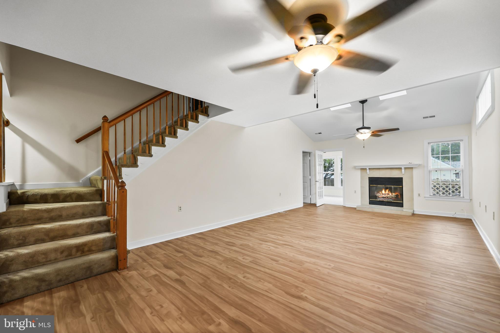 SUMMERLAKE - Residential