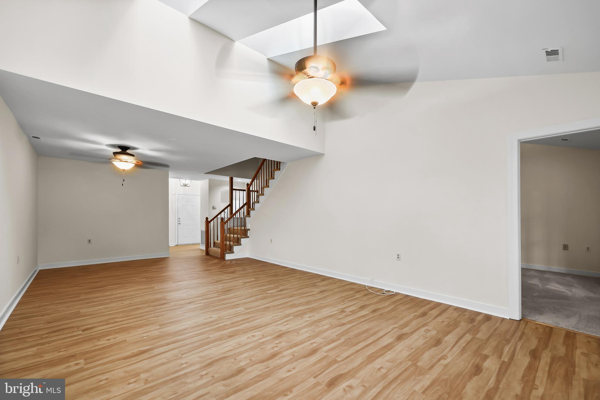 SUMMERLAKE - Residential