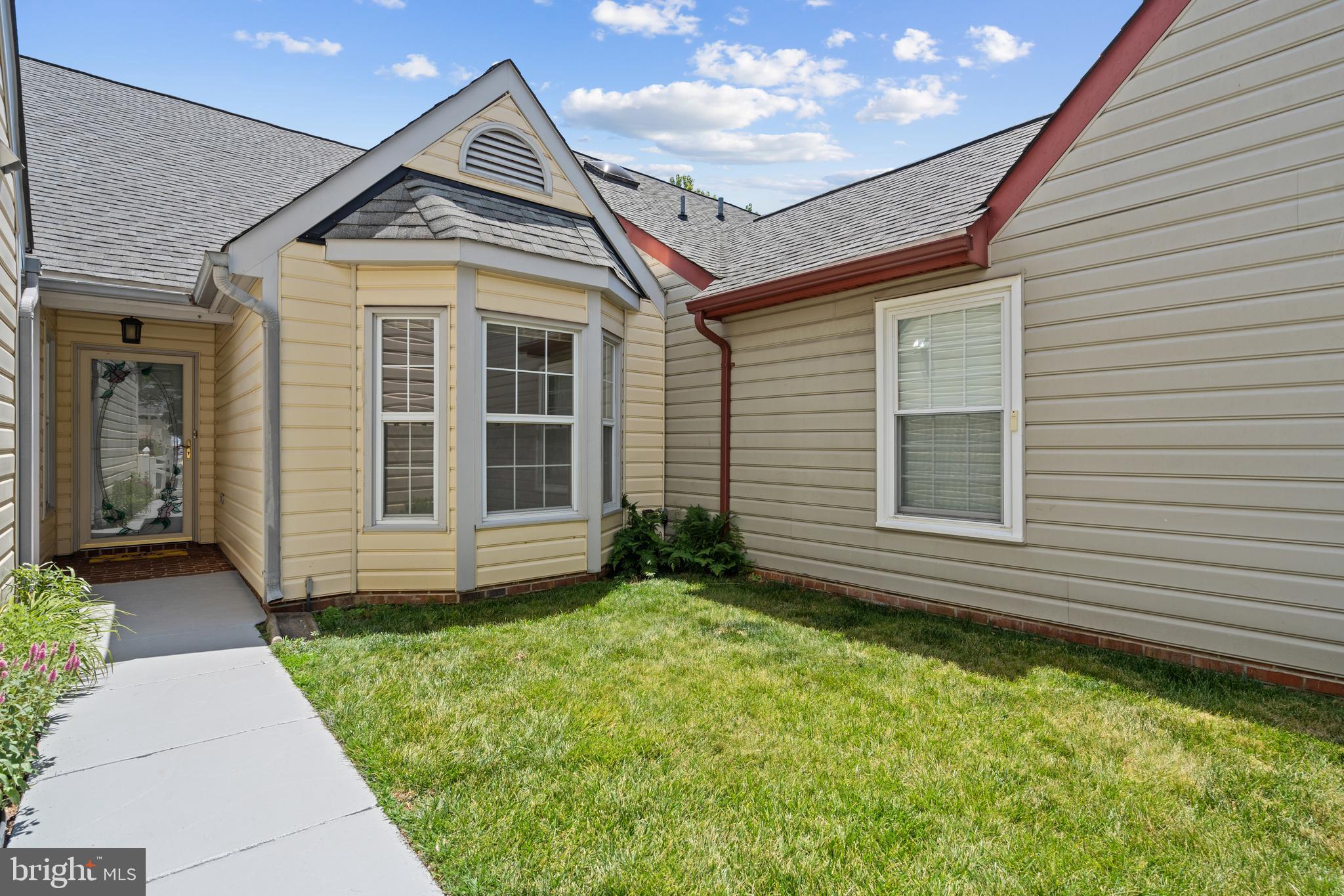 SUMMERLAKE - Residential