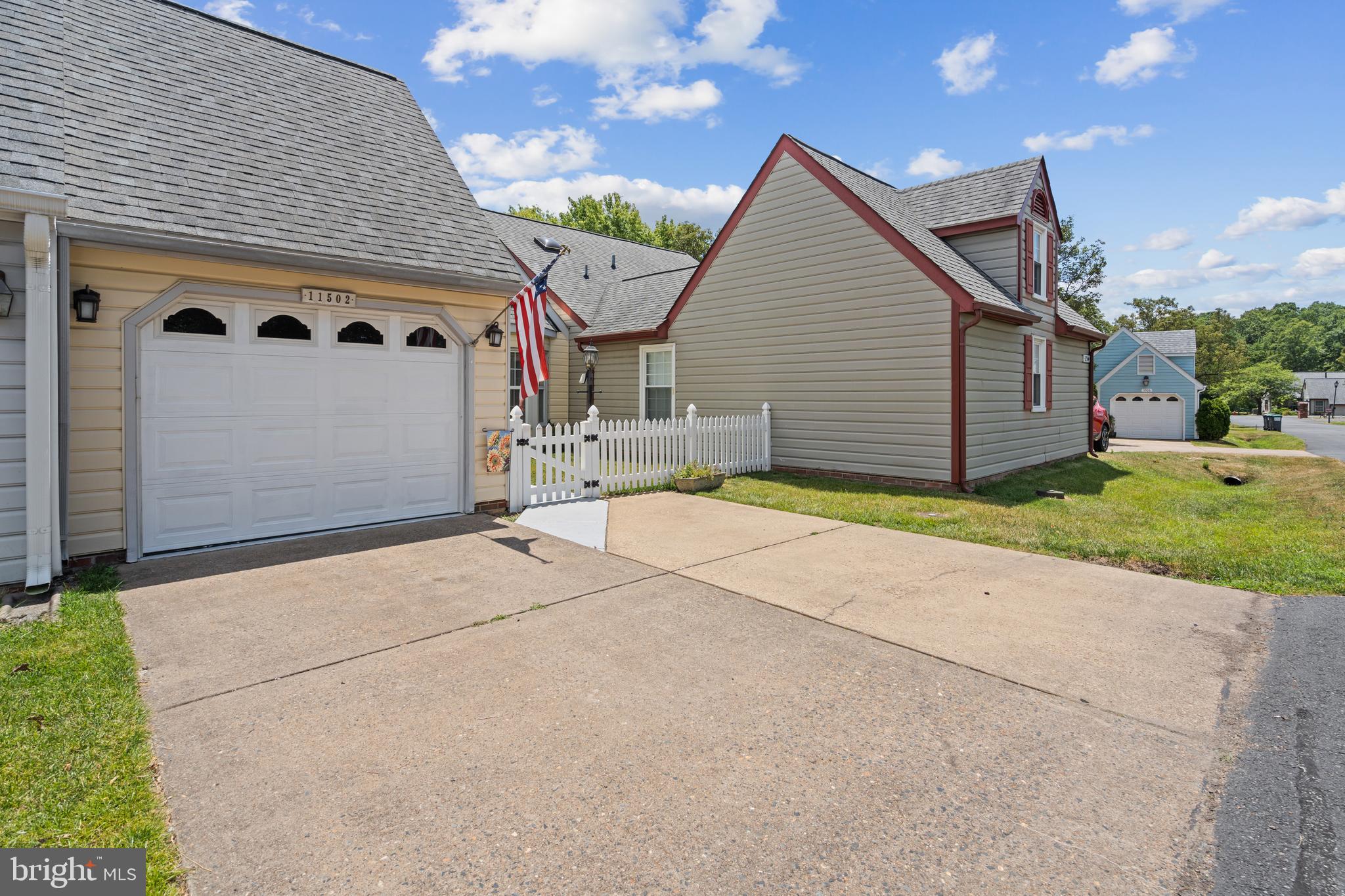 SUMMERLAKE - Residential