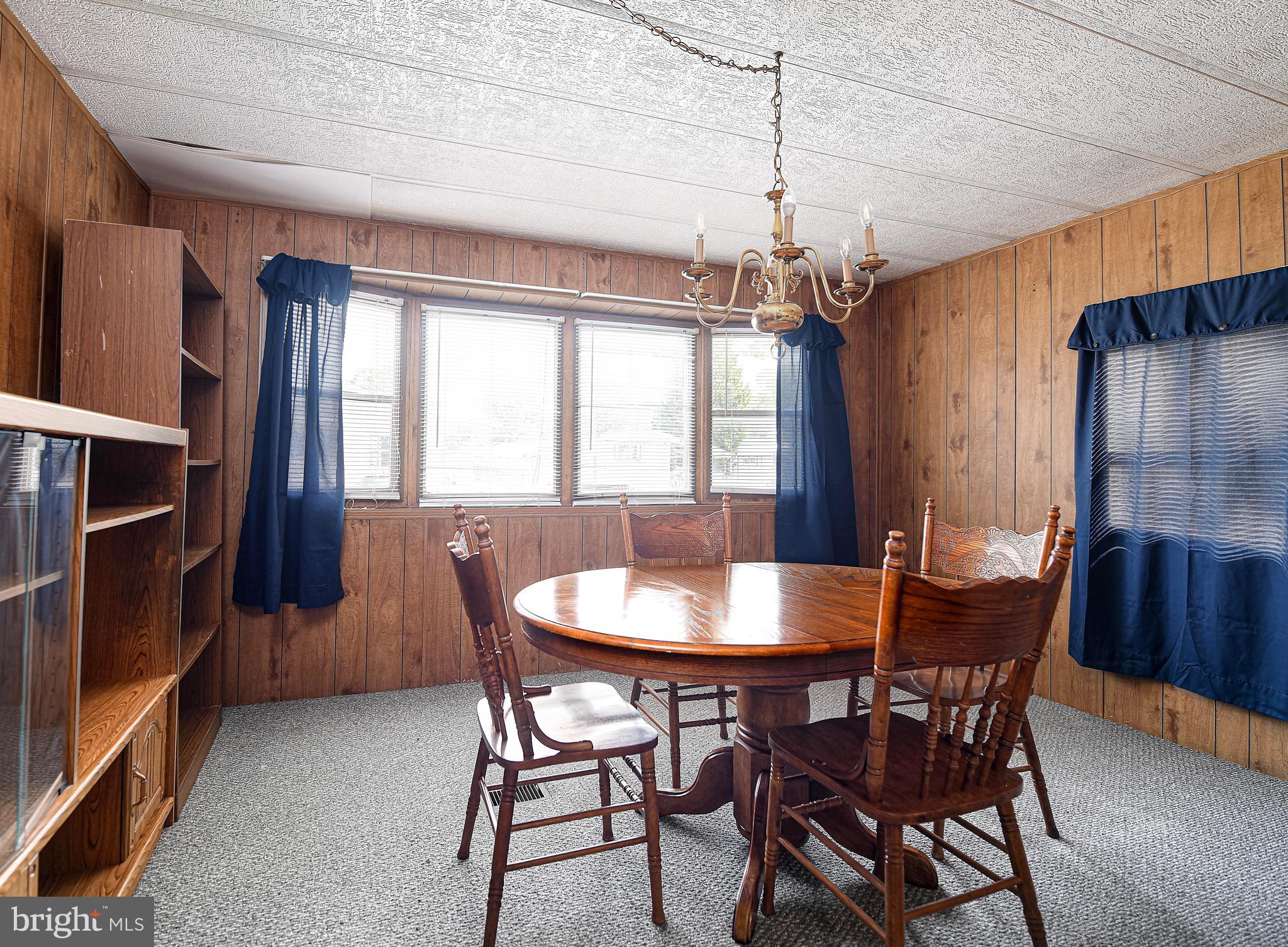 WILLIAMS ESTATES - Residential