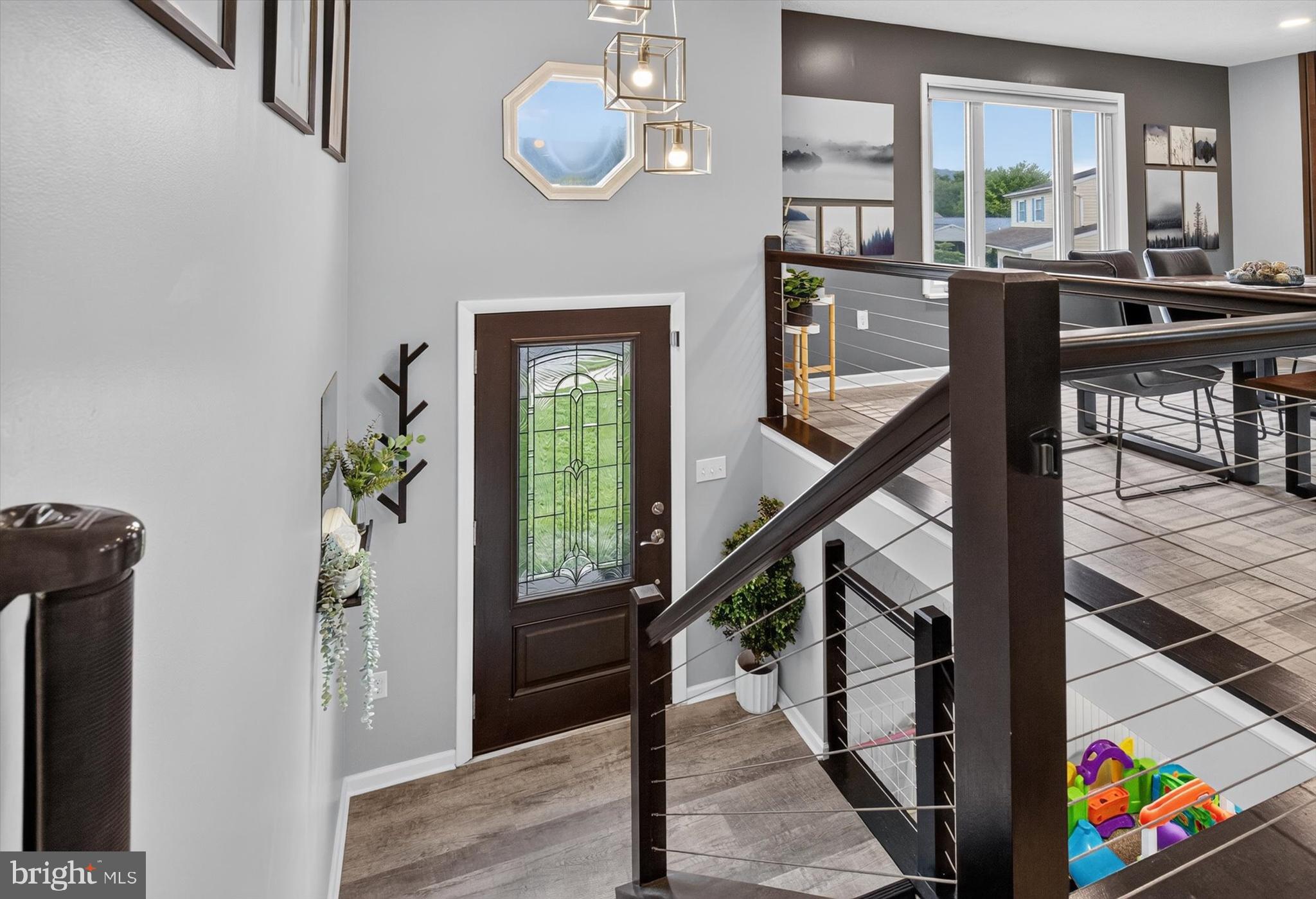 4309 VERMONT COURT