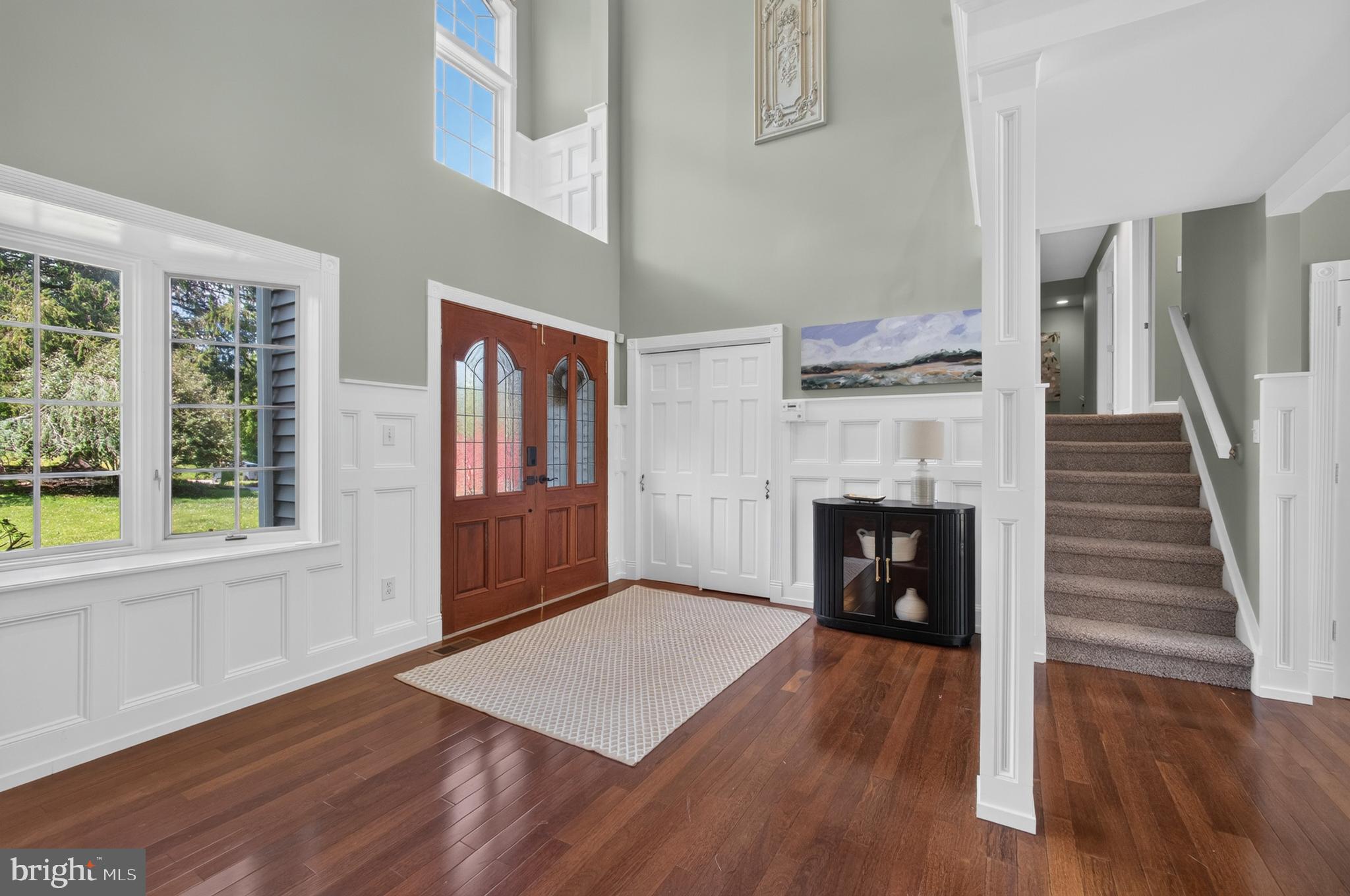 1364 COLLEGE HILL DRIVE